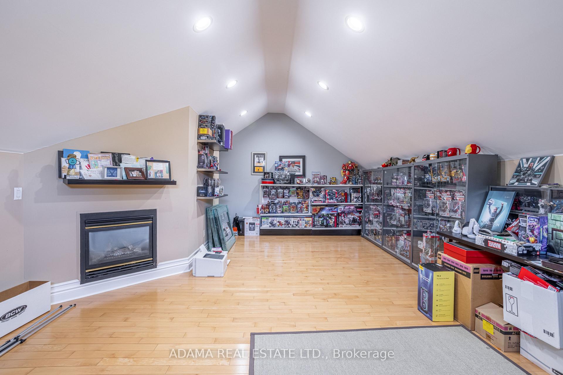 Photo 21 of 85 Sylvan Brook Avenue, Vaughan, East Woodbridge — HOMEH