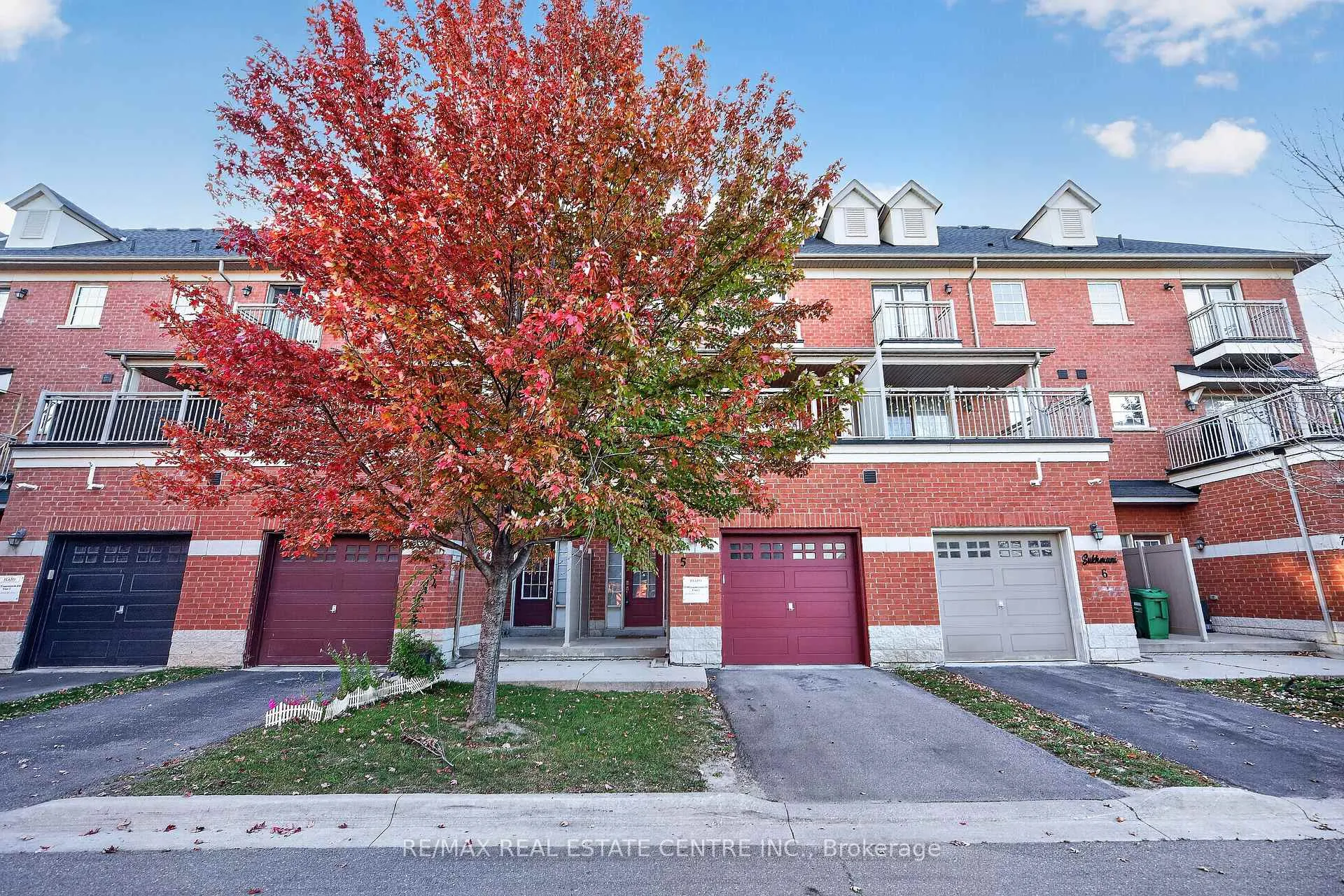 Photo of Unit 5, 2530 Countryside Drive
