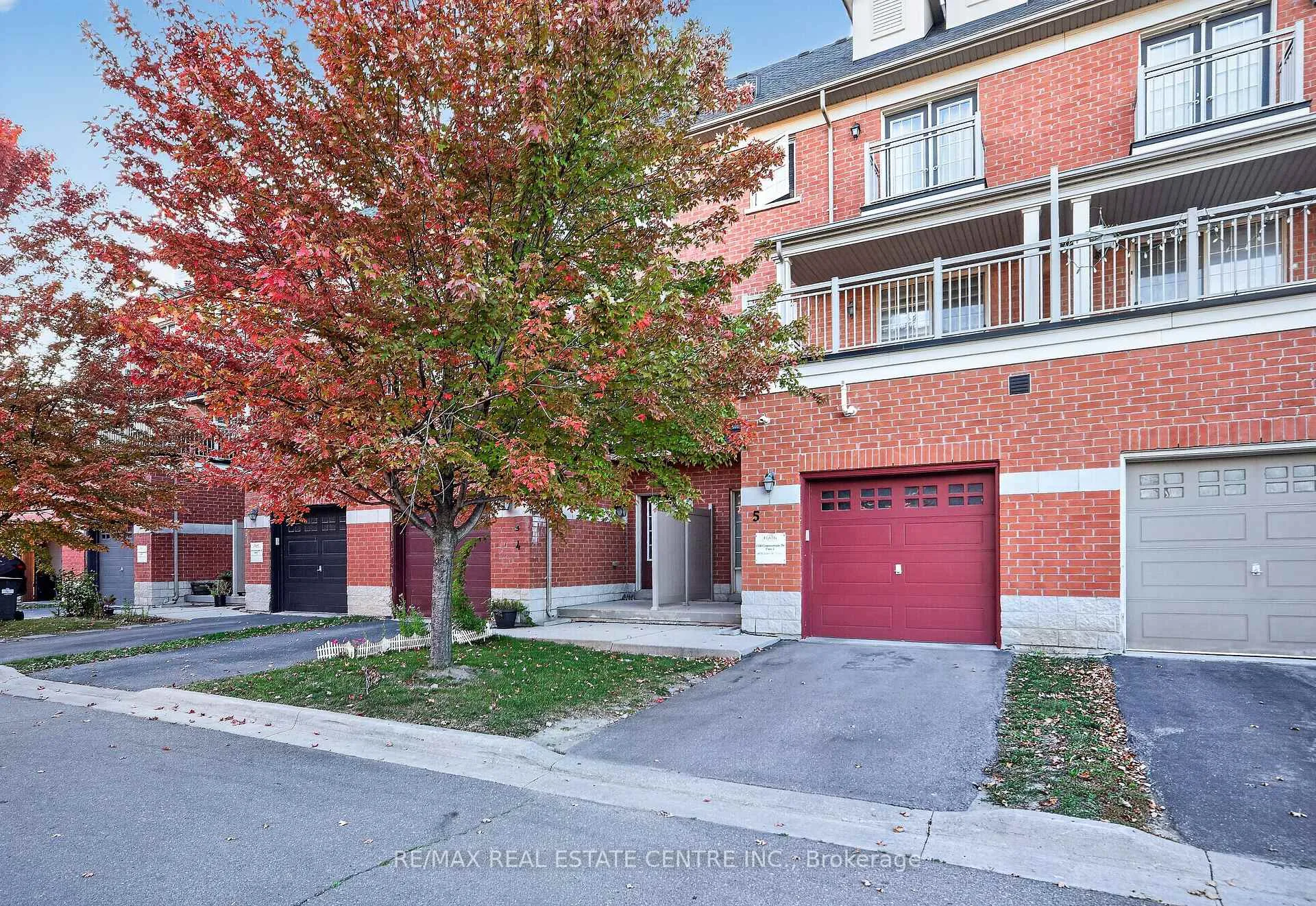 Photo 2 of Unit 5, 2530 Countryside Drive, Brampton, Sandringham-Wellington North — HOMEH