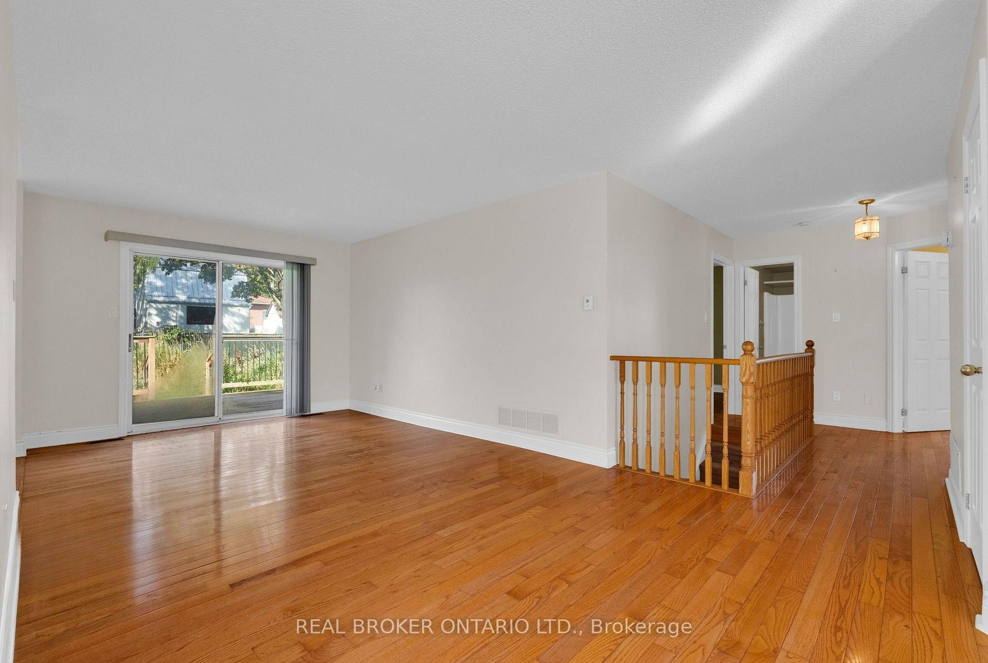 Photo 15 of 36 Webb Street, Barrie, Painswick North — HOMEH