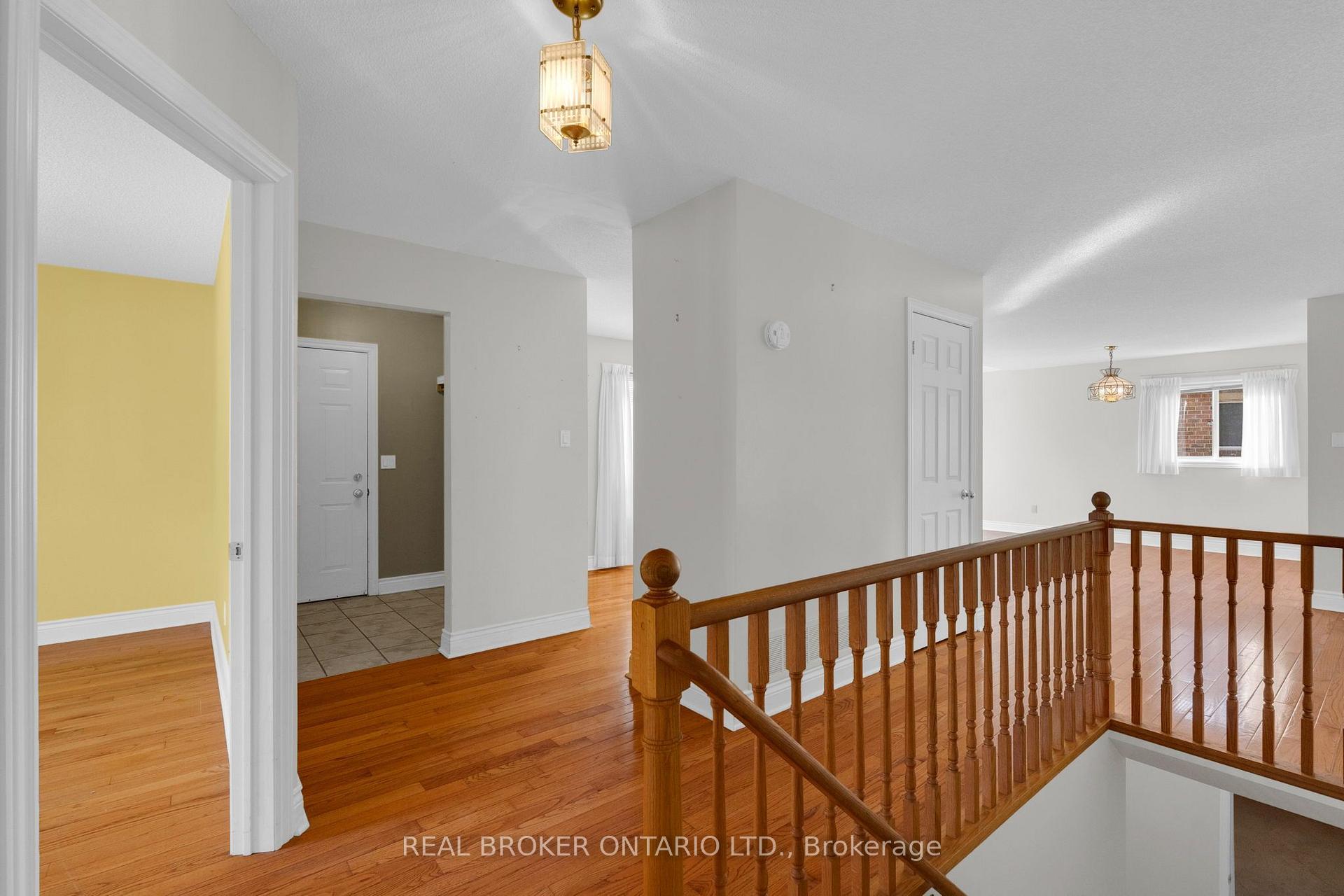 Photo 19 of 36 Webb Street, Barrie, Painswick North — HOMEH