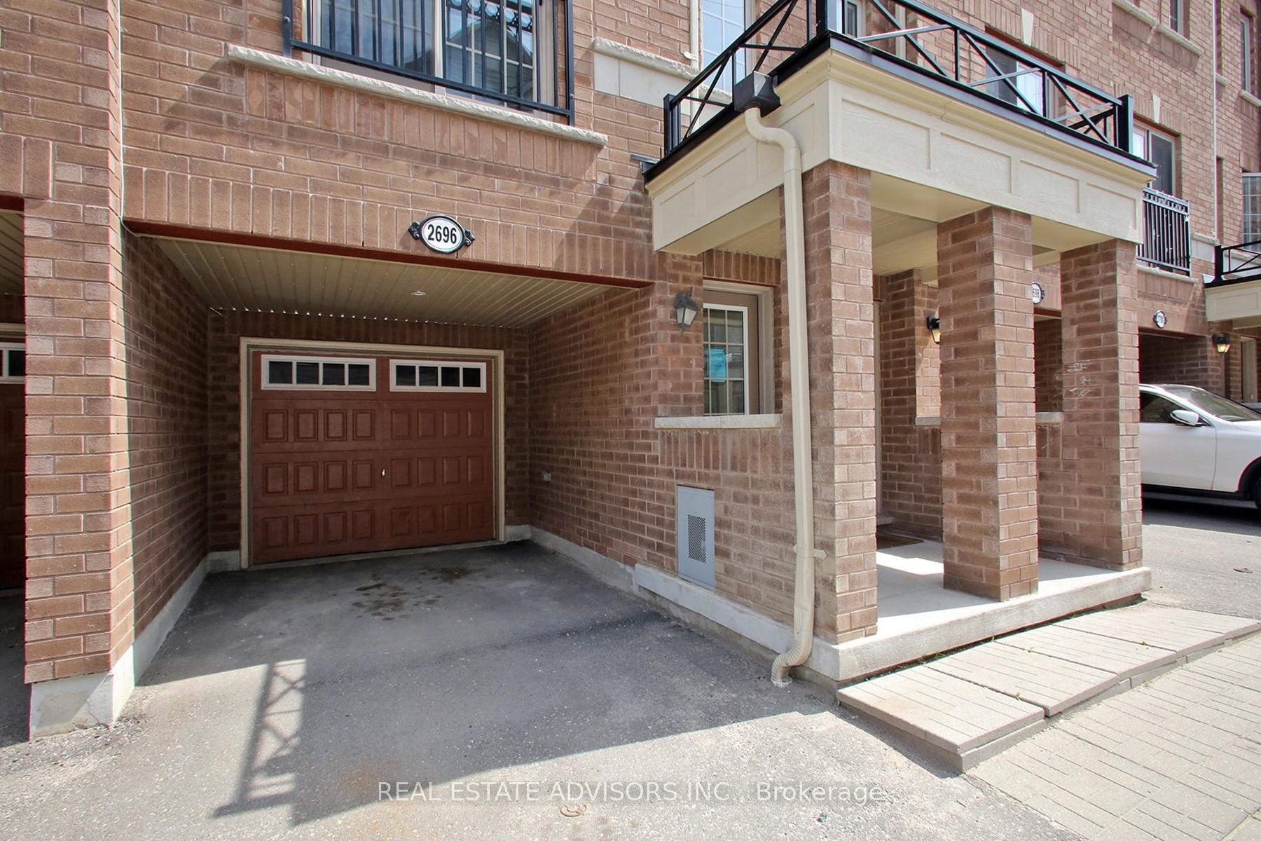 Photo 3 of Unit 169, 2696 Deputy Minister Path, Oshawa, Windfields — HOMEH