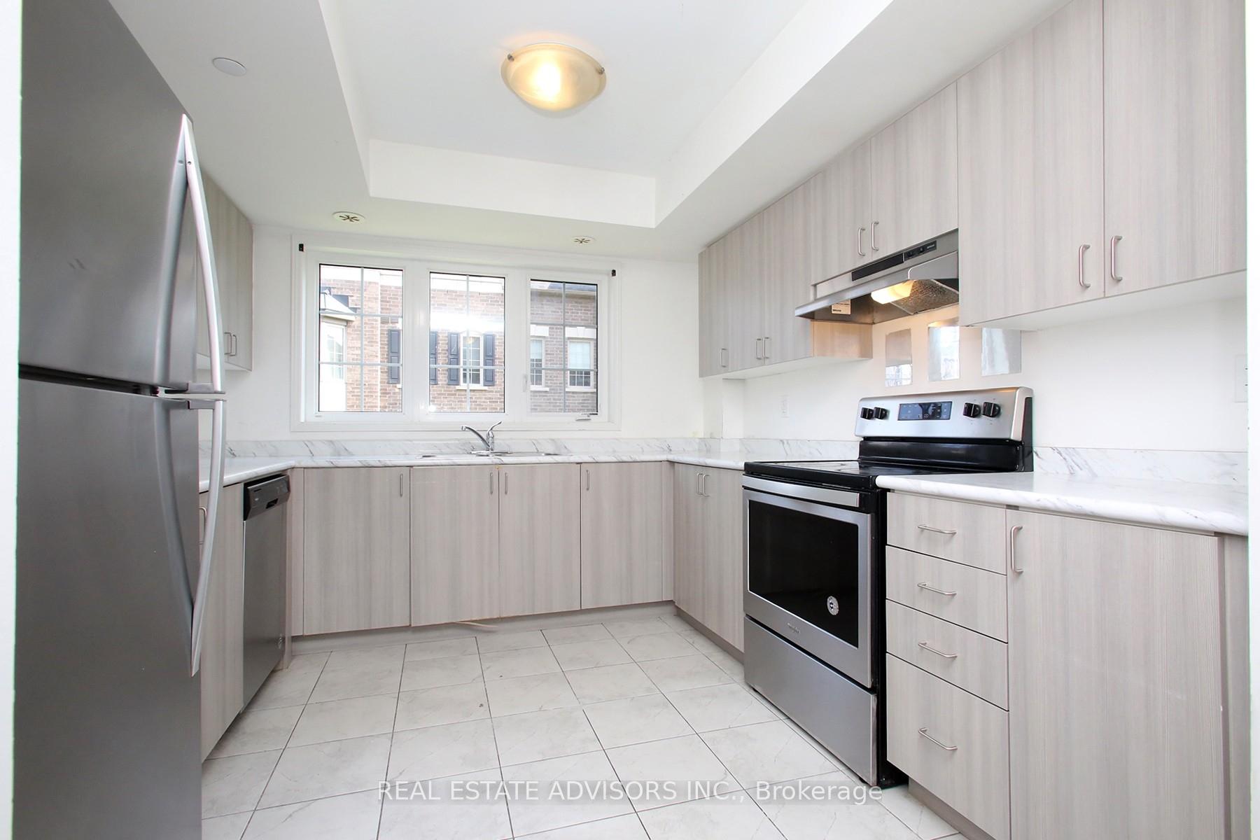 Photo 8 of Unit 169, 2696 Deputy Minister Path, Oshawa, Windfields — HOMEH