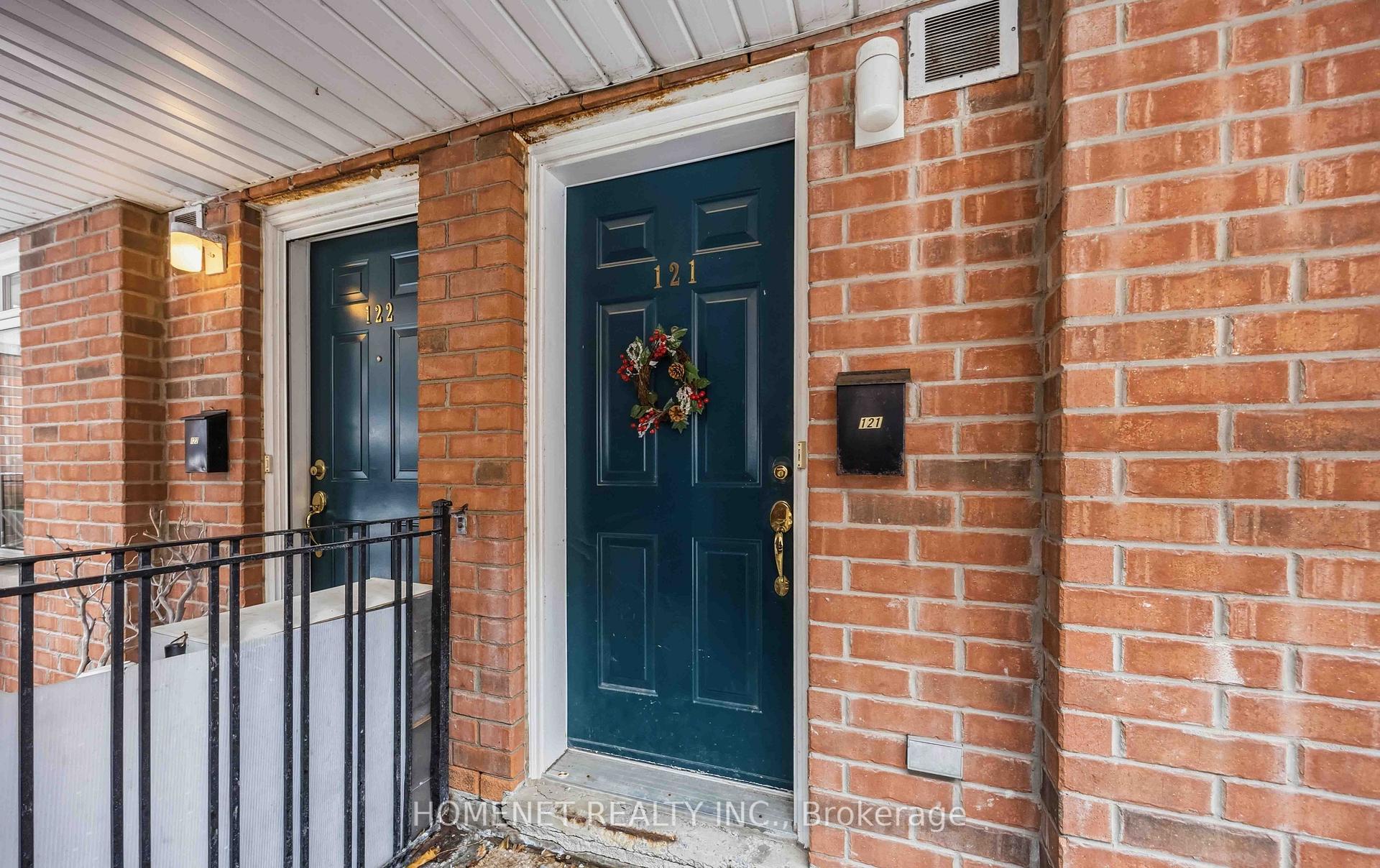 Photo of Unit 121, 415 Jarvis Street