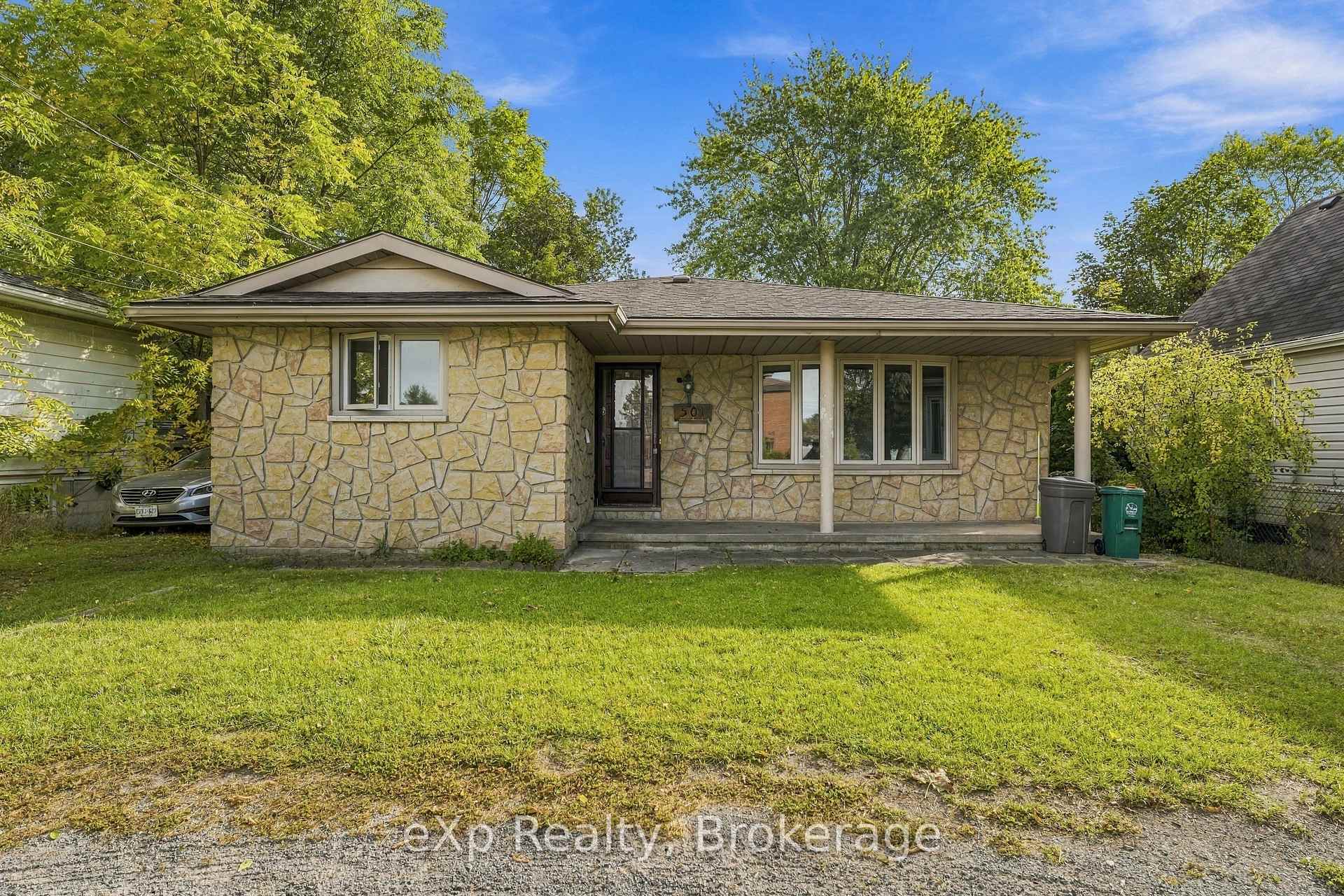 Photo 1 of 501 Sidney Street, Belleville, Belleville Ward — HOMEH