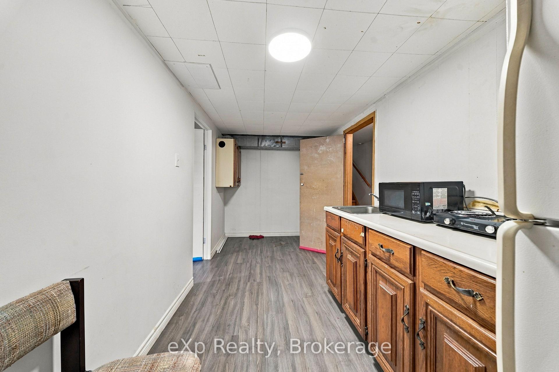 Photo 25 of 501 Sidney Street, Belleville, Belleville Ward — HOMEH