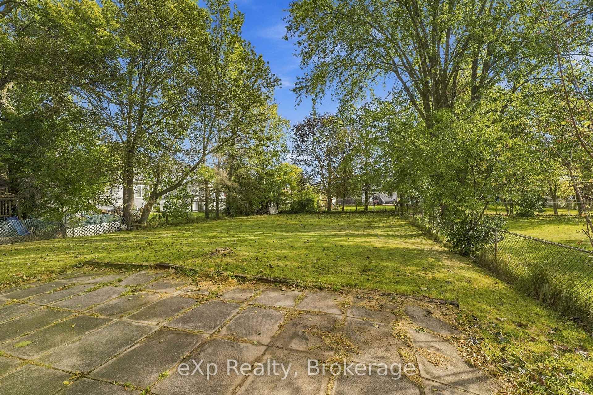 Photo 31 of 501 Sidney Street, Belleville, Belleville Ward — HOMEH