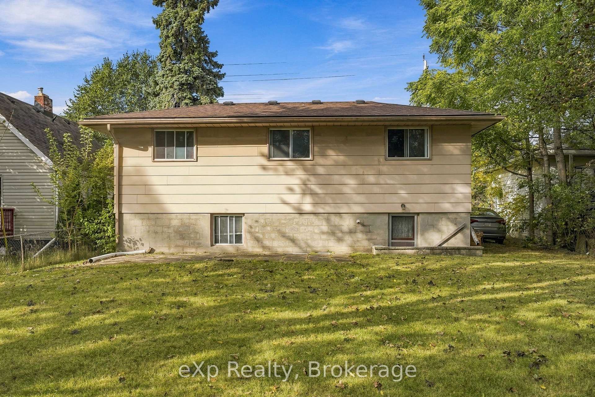 Photo 33 of 501 Sidney Street, Belleville, Belleville Ward — HOMEH