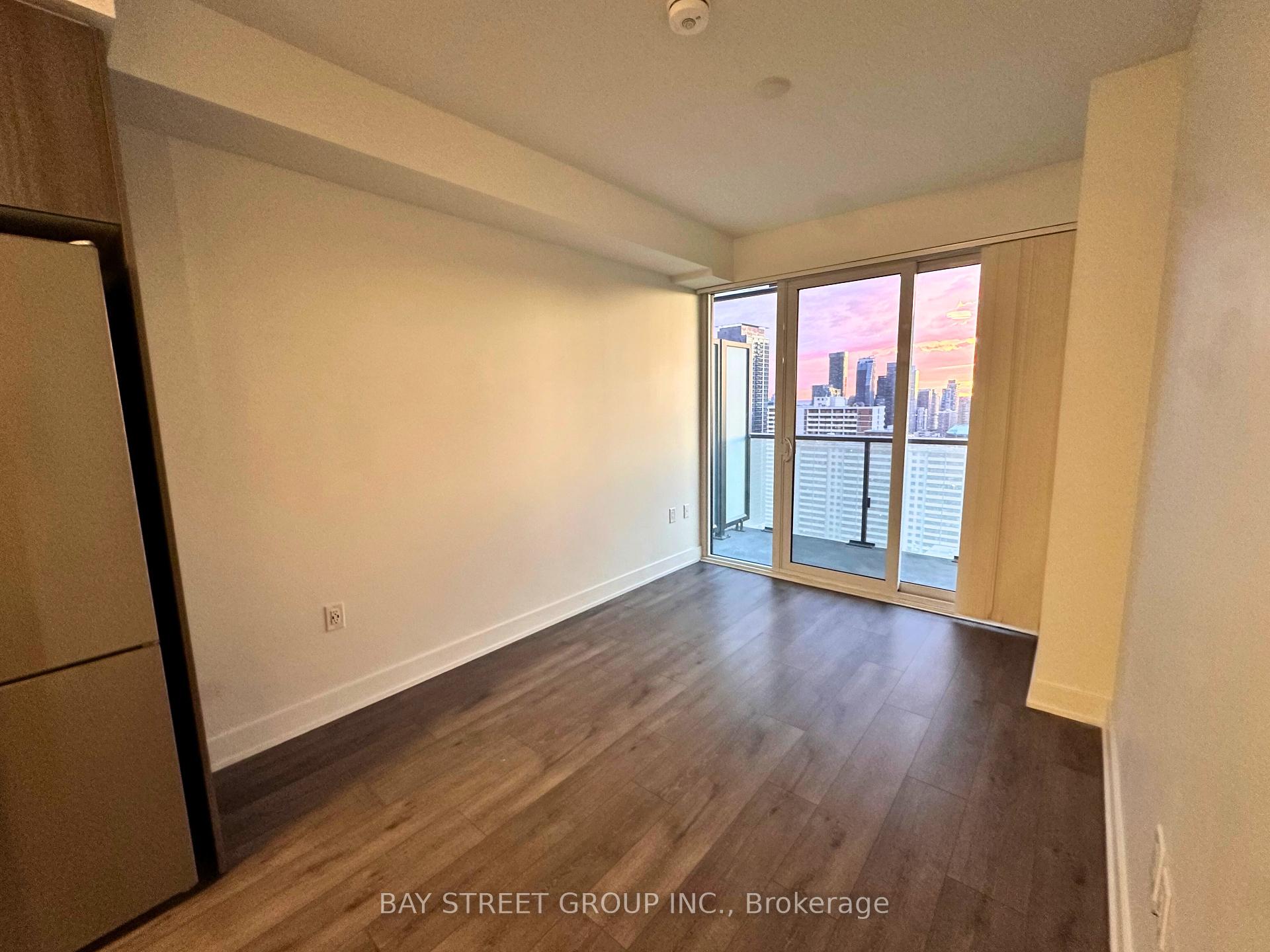 Photo 5 of Unit 2811, 575 Bloor Street E, Toronto, North St. James Town — HOMEH