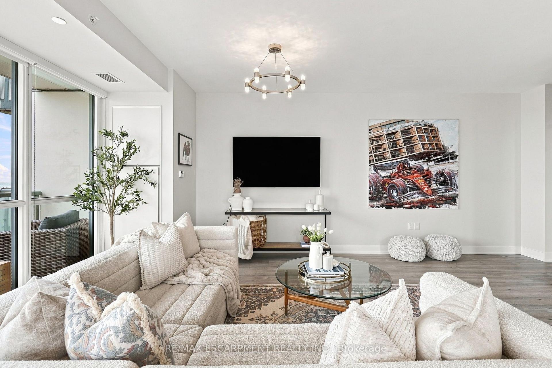Photo 13 of Unit 902, 8 Ann Street, Mississauga, Port Credit — HOMEH
