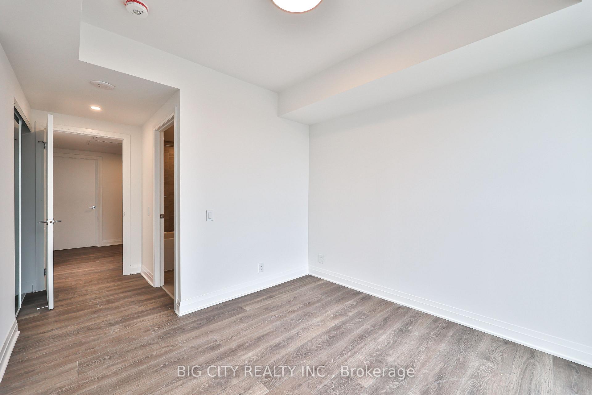 Photo 12 of Unit 1602, 25 Frederick Todd Way, Toronto, Thorncliffe Park — HOMEH