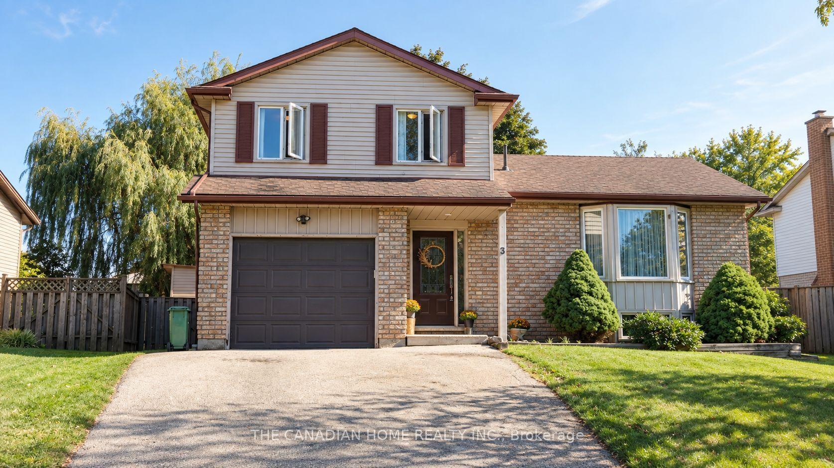 Photo of 3 Dunhill Crescent N