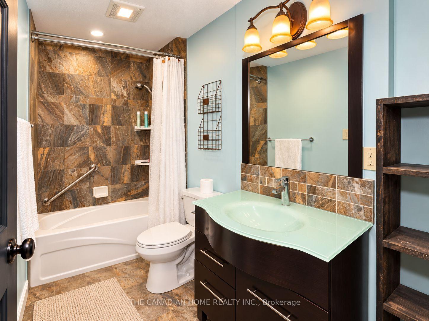 Photo 11 of 3 Dunhill Crescent N, Guelph, Willow West/Sugarbush/West Acres — HOMEH