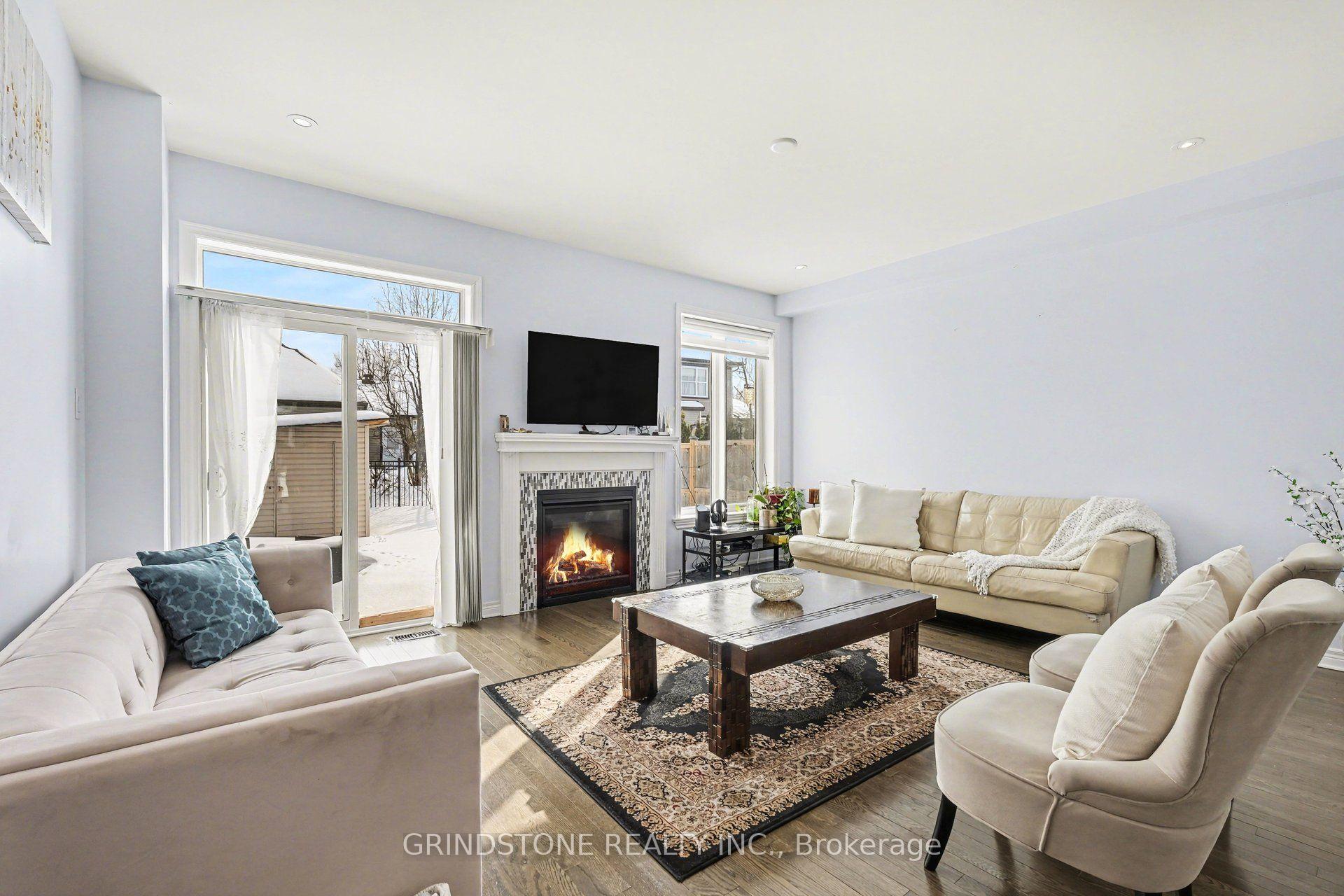 Photo 5 of 64 Watershield Ridge, Ottawa, Barrhaven - Longfields — HOMEH