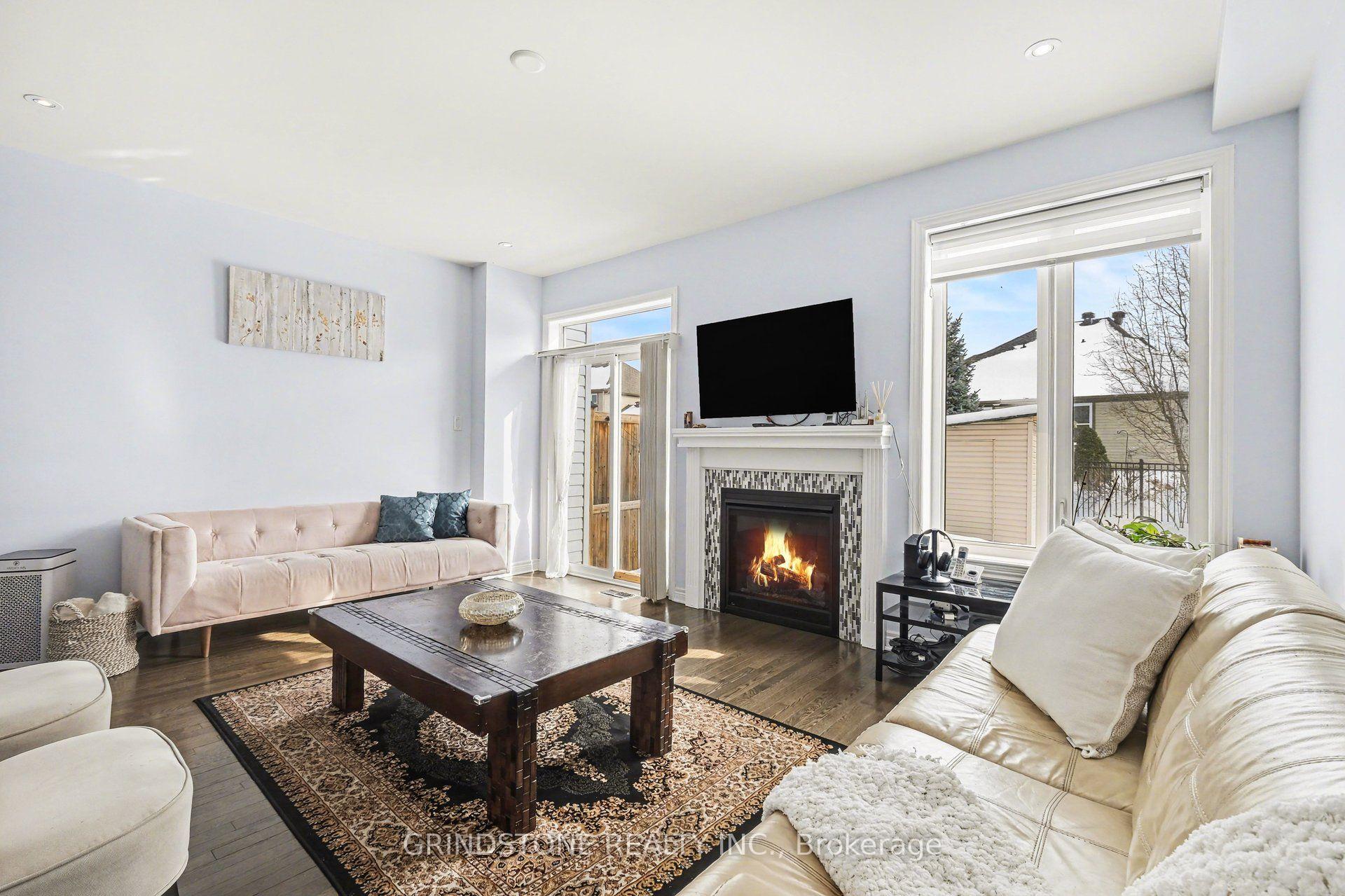 Photo 6 of 64 Watershield Ridge, Ottawa, Barrhaven - Longfields — HOMEH