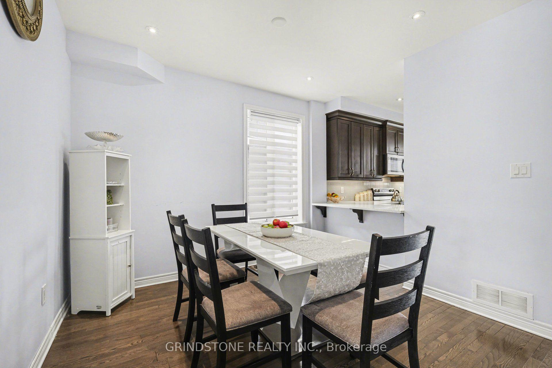 Photo 10 of 64 Watershield Ridge, Ottawa, Barrhaven - Longfields — HOMEH