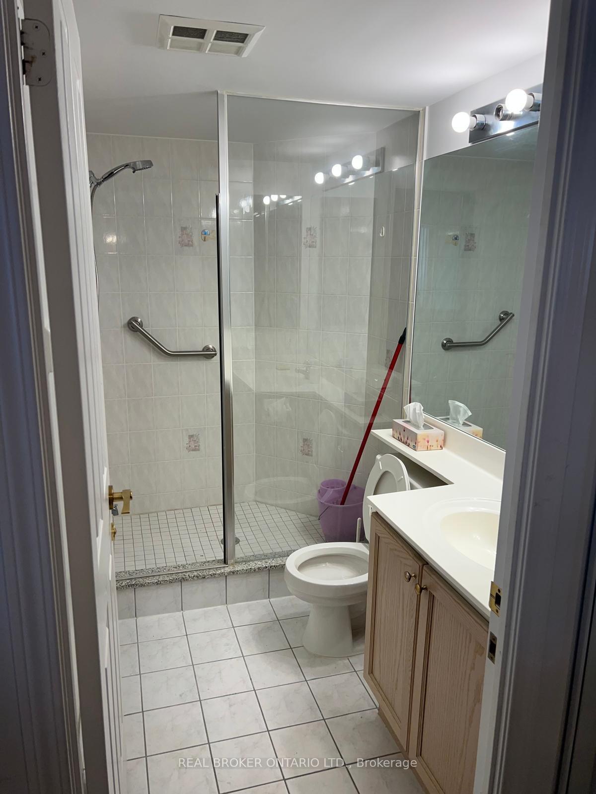 Photo 5 of Unit 1107, 152 St Patrick Street, Toronto, Kensington-Chinatown — HOMEH