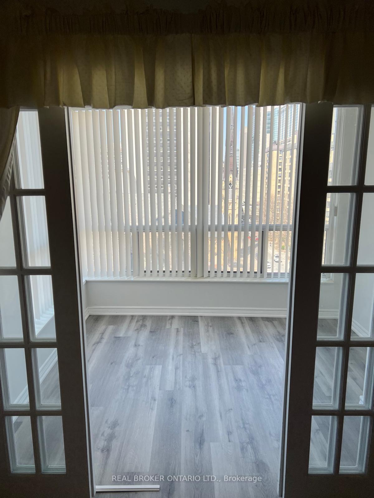 Photo 6 of Unit 1107, 152 St Patrick Street, Toronto, Kensington-Chinatown — HOMEH