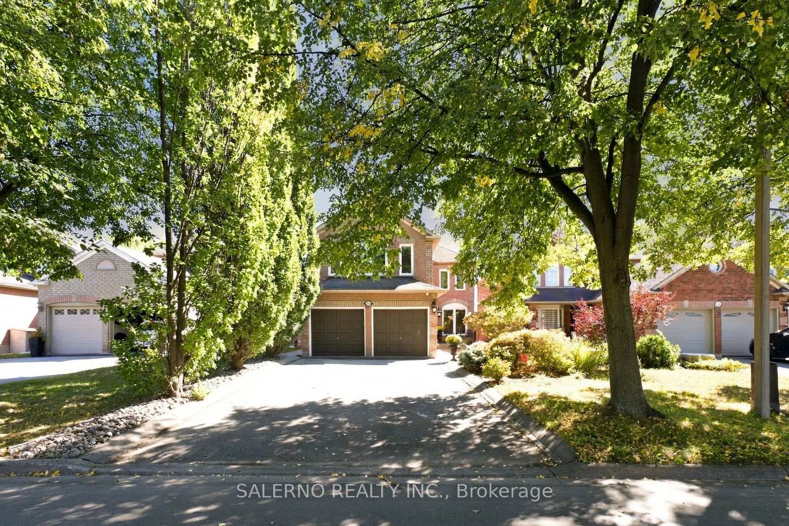 Photo 3 of 192 Veneto Drive, Vaughan, Vaughan Grove — HOMEH