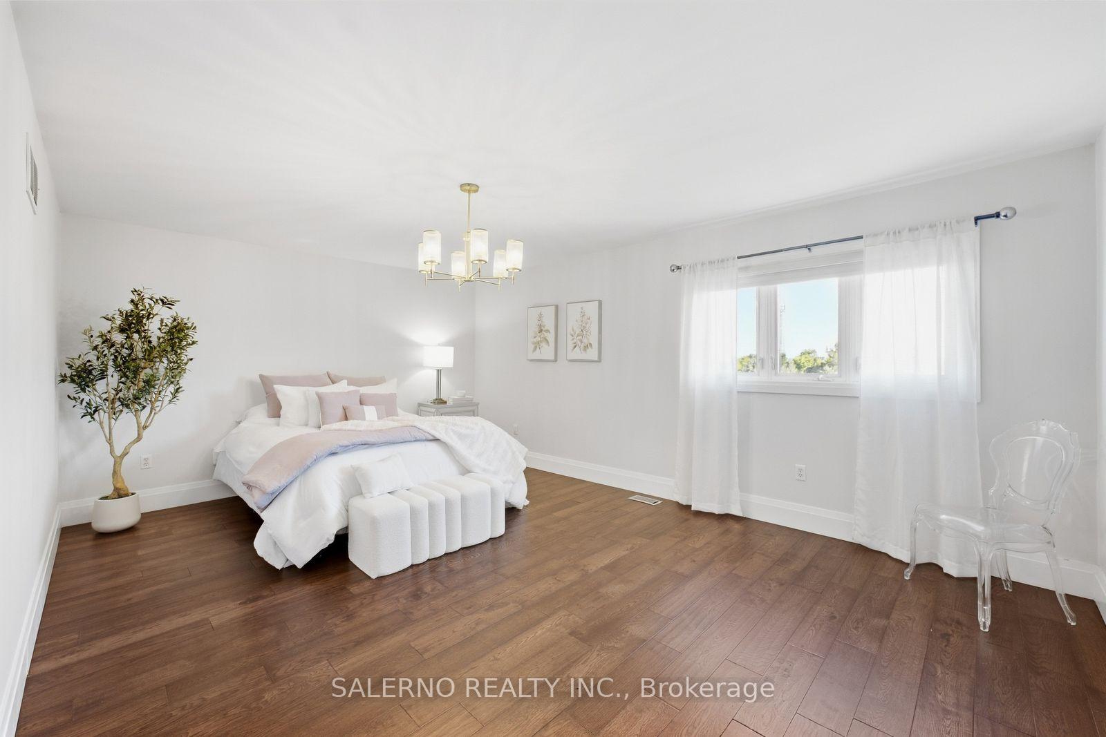 Photo 23 of 192 Veneto Drive, Vaughan, Vaughan Grove — HOMEH