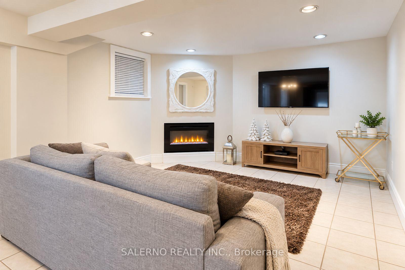 Photo 40 of 192 Veneto Drive, Vaughan, Vaughan Grove — HOMEH