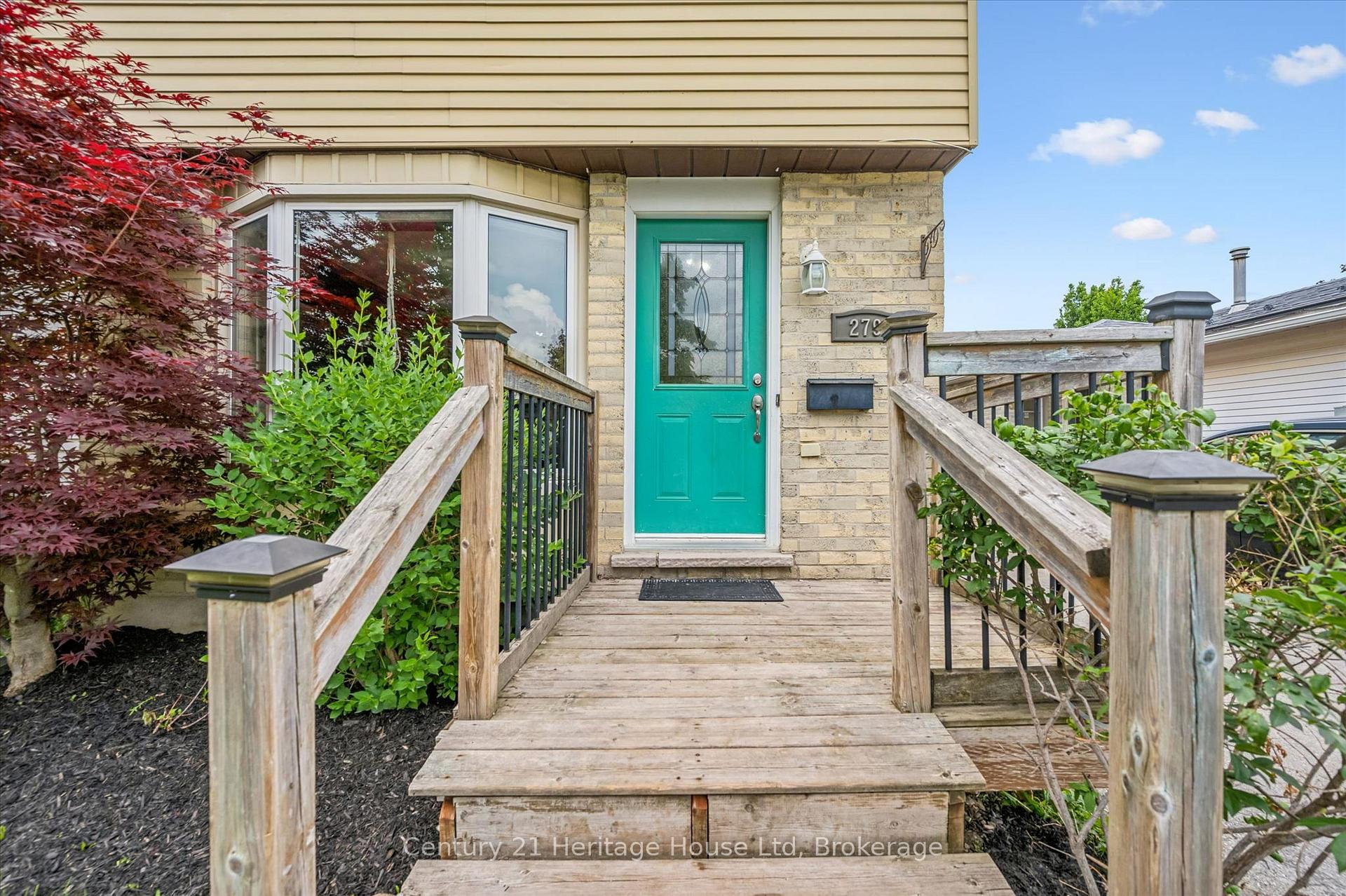 Photo 5 of 279 Strathallan Street, Centre Wellington, Fergus — HOMEH