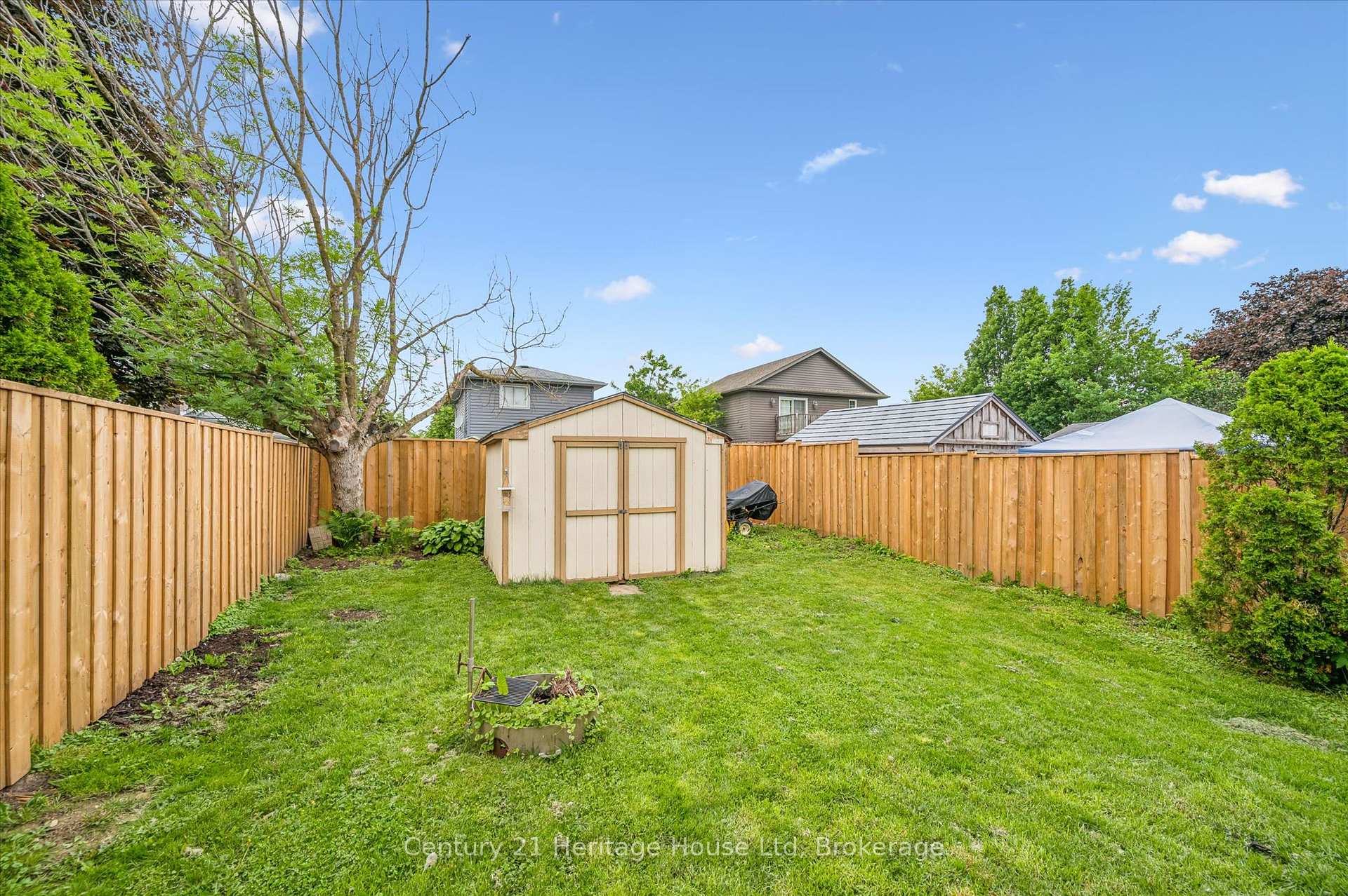 Photo 34 of 279 Strathallan Street, Centre Wellington, Fergus — HOMEH