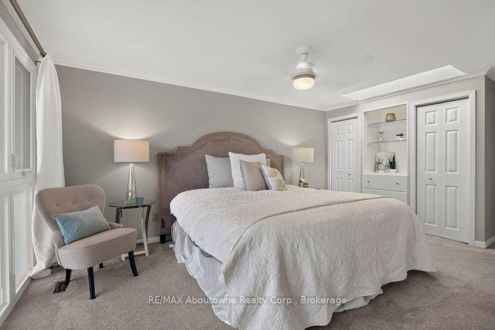 Photo 17 of 418 Fairlawn Crescent, Burlington, Shoreacres — HOMEH