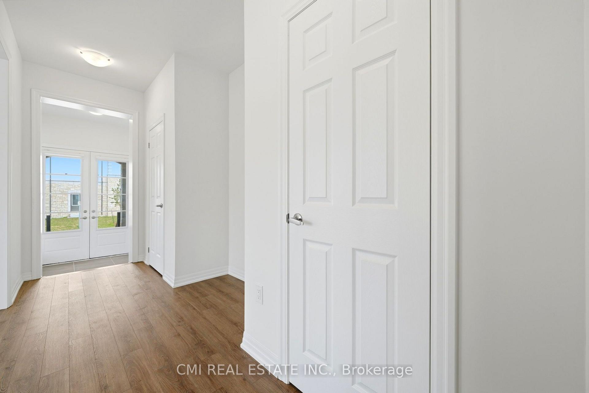 Photo 7 of 2 George Ellis Drive, Georgina, Keswick North — HOMEH