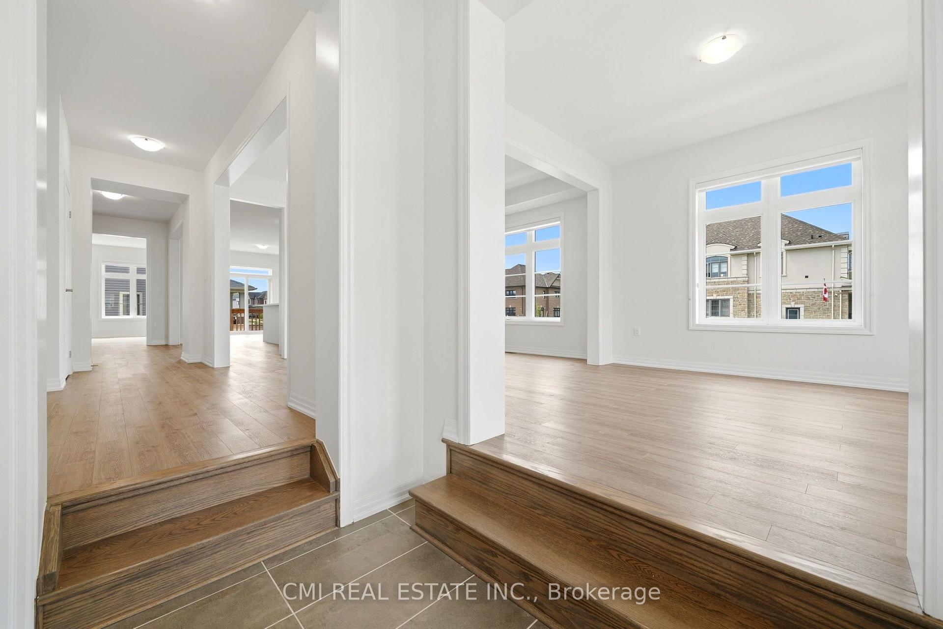 Photo 8 of 2 George Ellis Drive, Georgina, Keswick North — HOMEH
