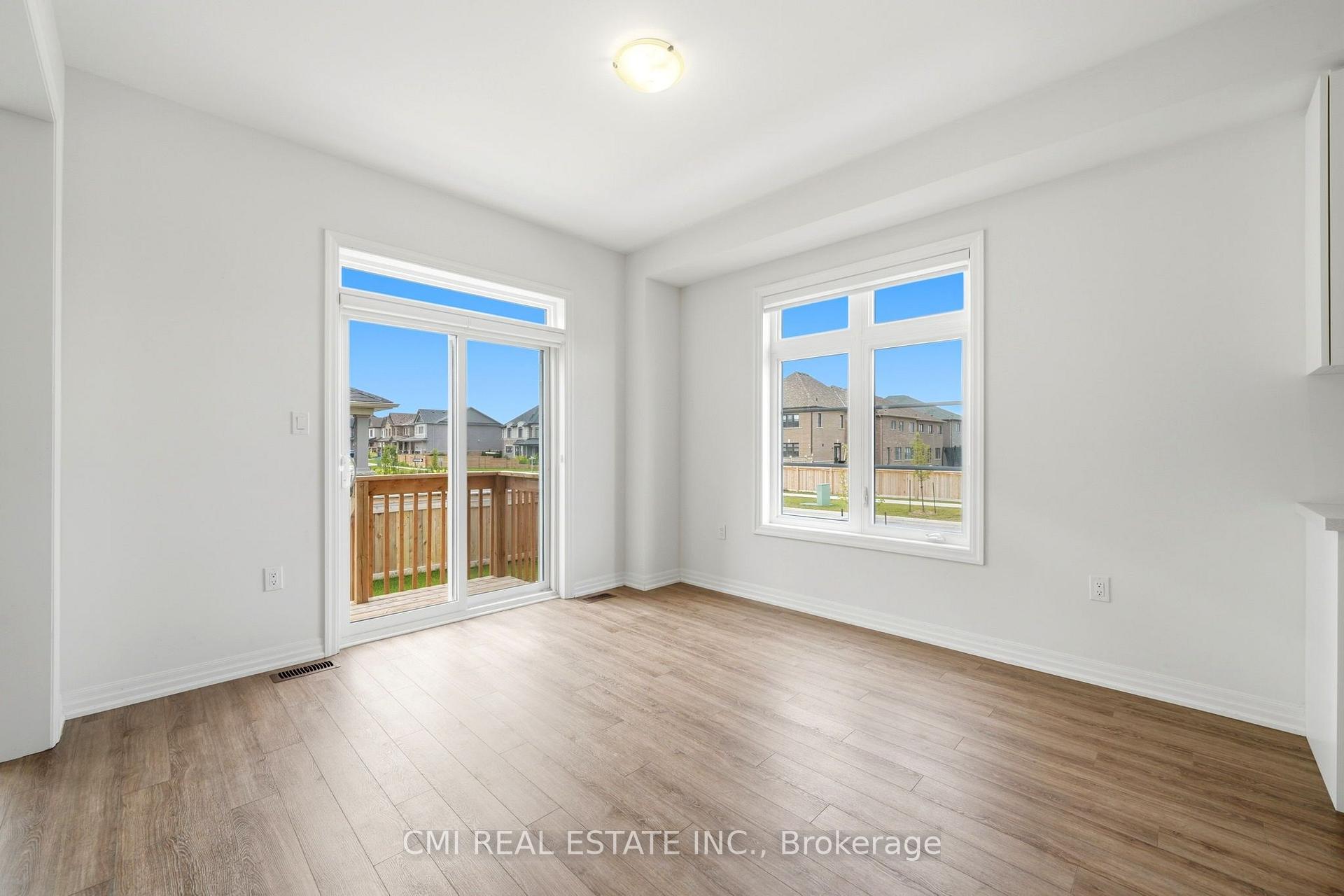 Photo 16 of 2 George Ellis Drive, Georgina, Keswick North — HOMEH