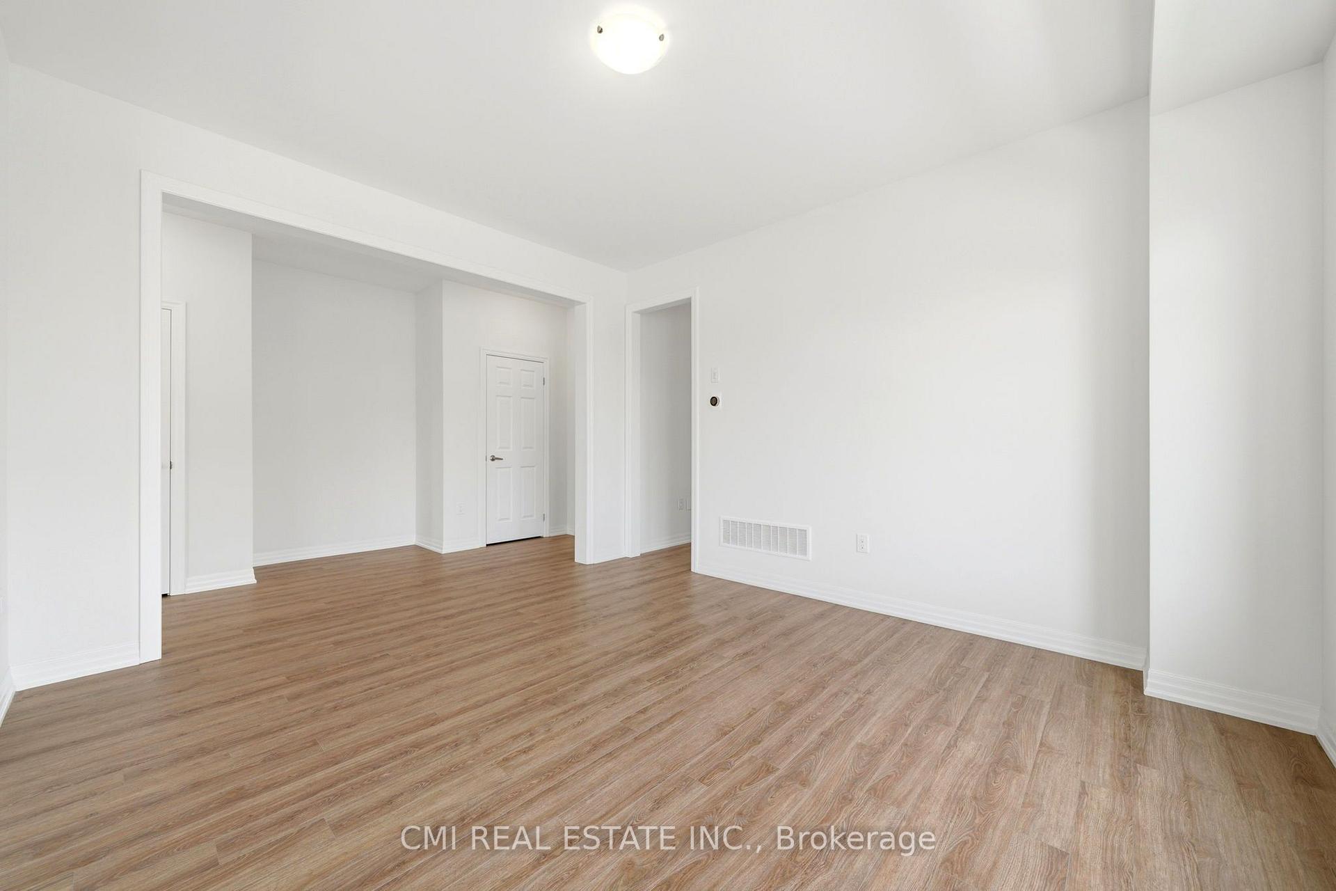 Photo 17 of 2 George Ellis Drive, Georgina, Keswick North — HOMEH