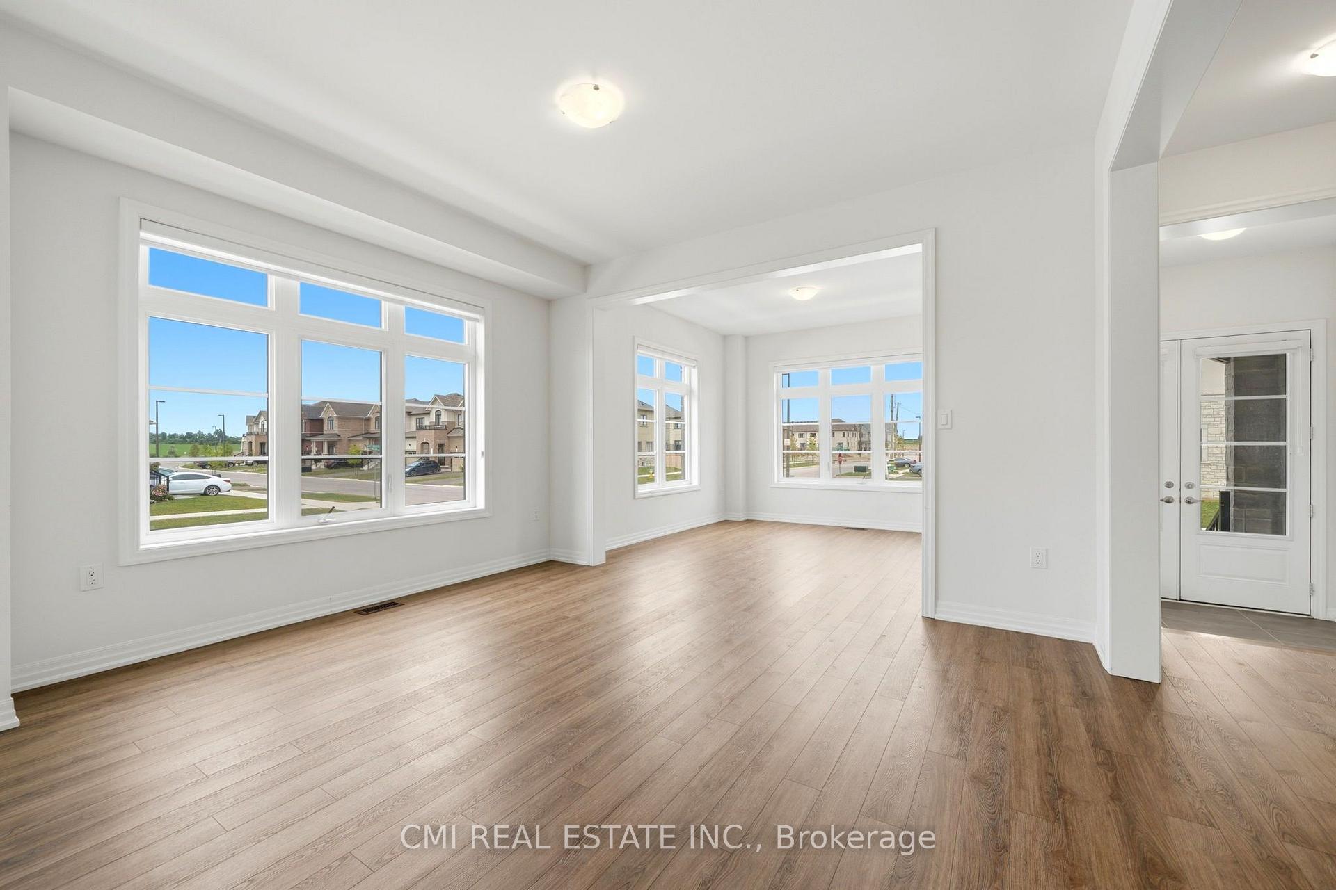 Photo 18 of 2 George Ellis Drive, Georgina, Keswick North — HOMEH
