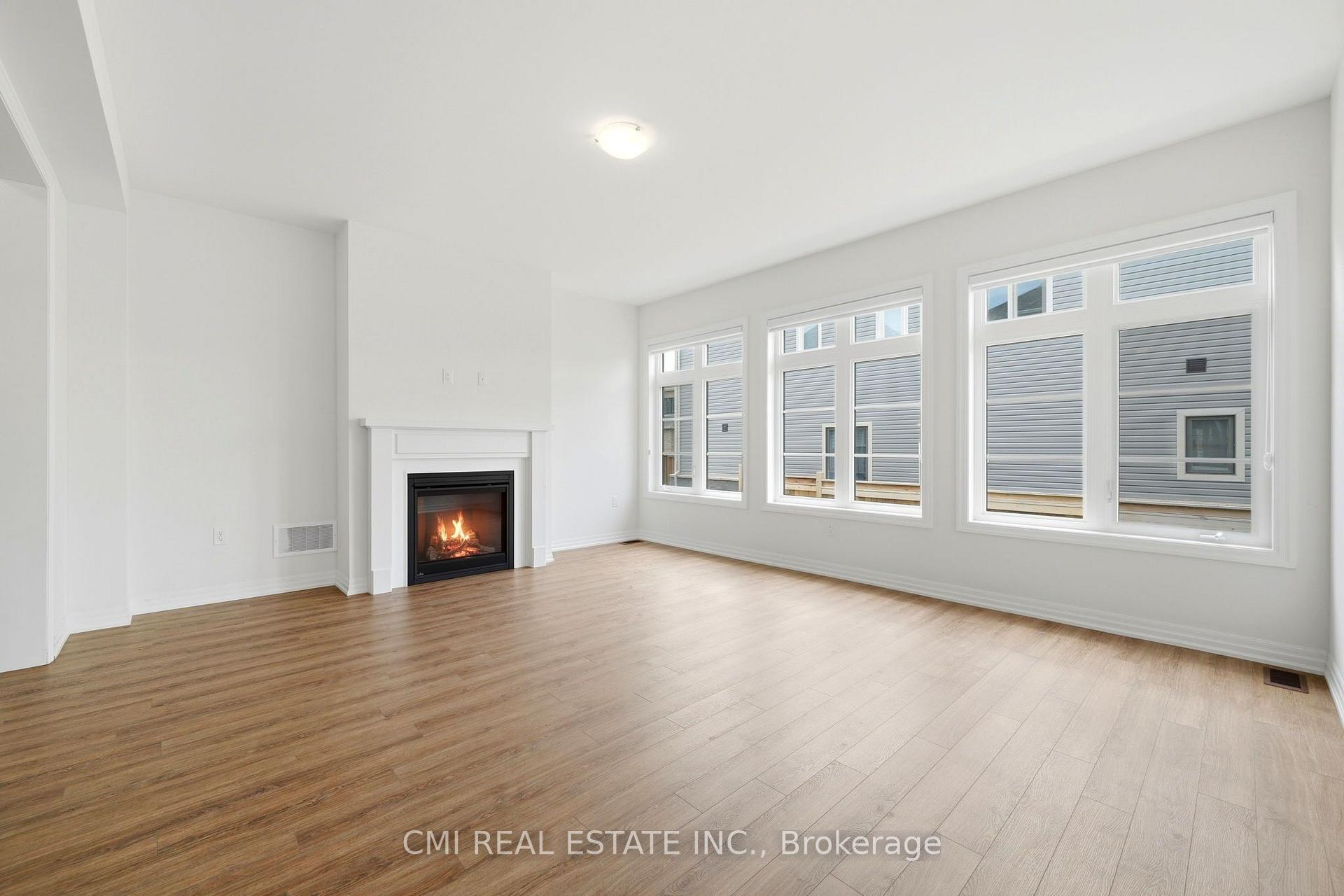 Photo 20 of 2 George Ellis Drive, Georgina, Keswick North — HOMEH