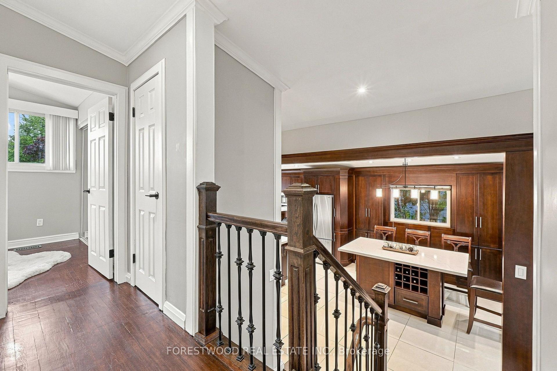Photo 21 of 1063 Flagship Drive, Mississauga, Applewood — HOMEH