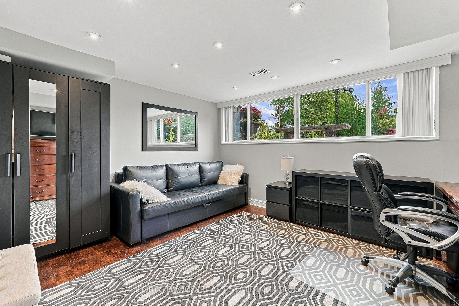 Photo 30 of 1063 Flagship Drive, Mississauga, Applewood — HOMEH