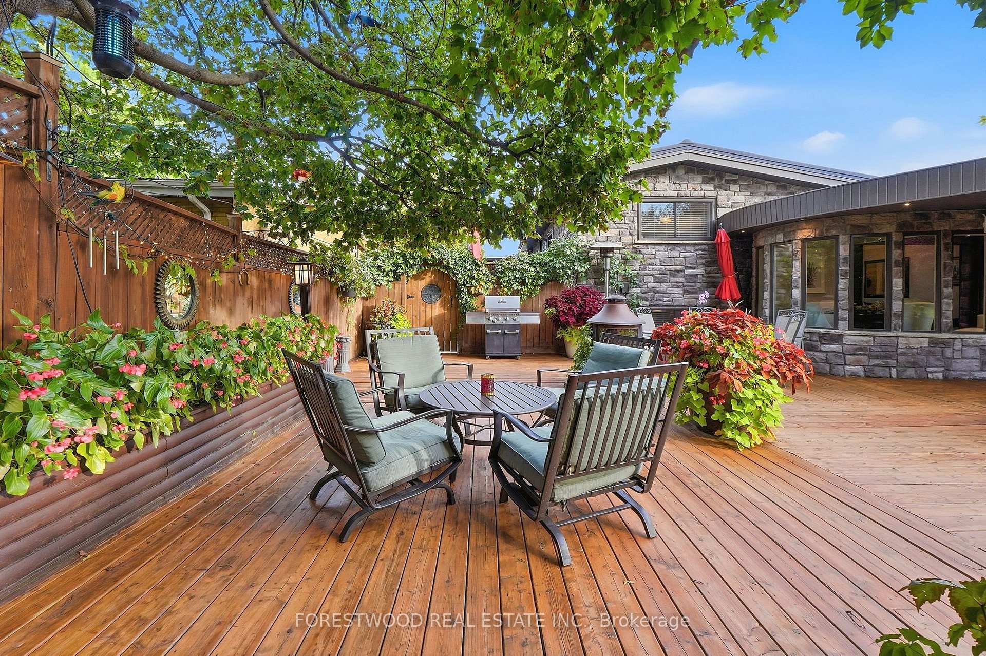 Photo 43 of 1063 Flagship Drive, Mississauga, Applewood — HOMEH