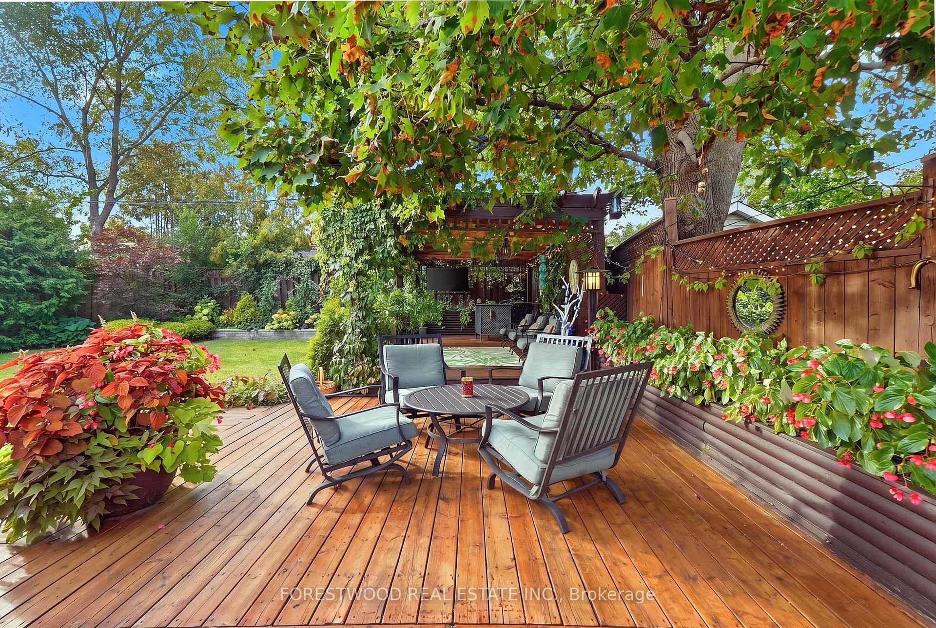 Photo 46 of 1063 Flagship Drive, Mississauga, Applewood — HOMEH