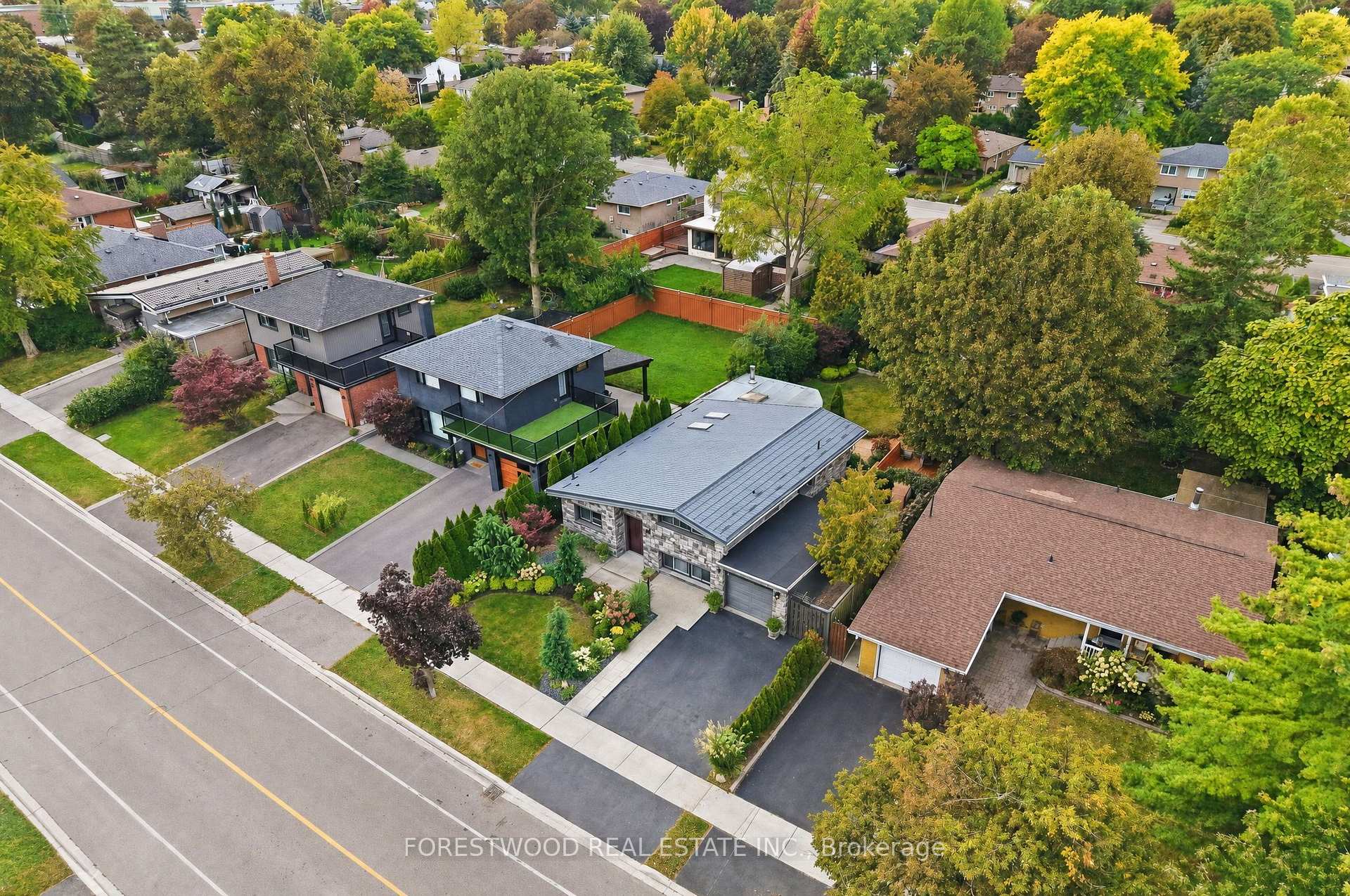 Photo 53 of 1063 Flagship Drive, Mississauga, Applewood — HOMEH