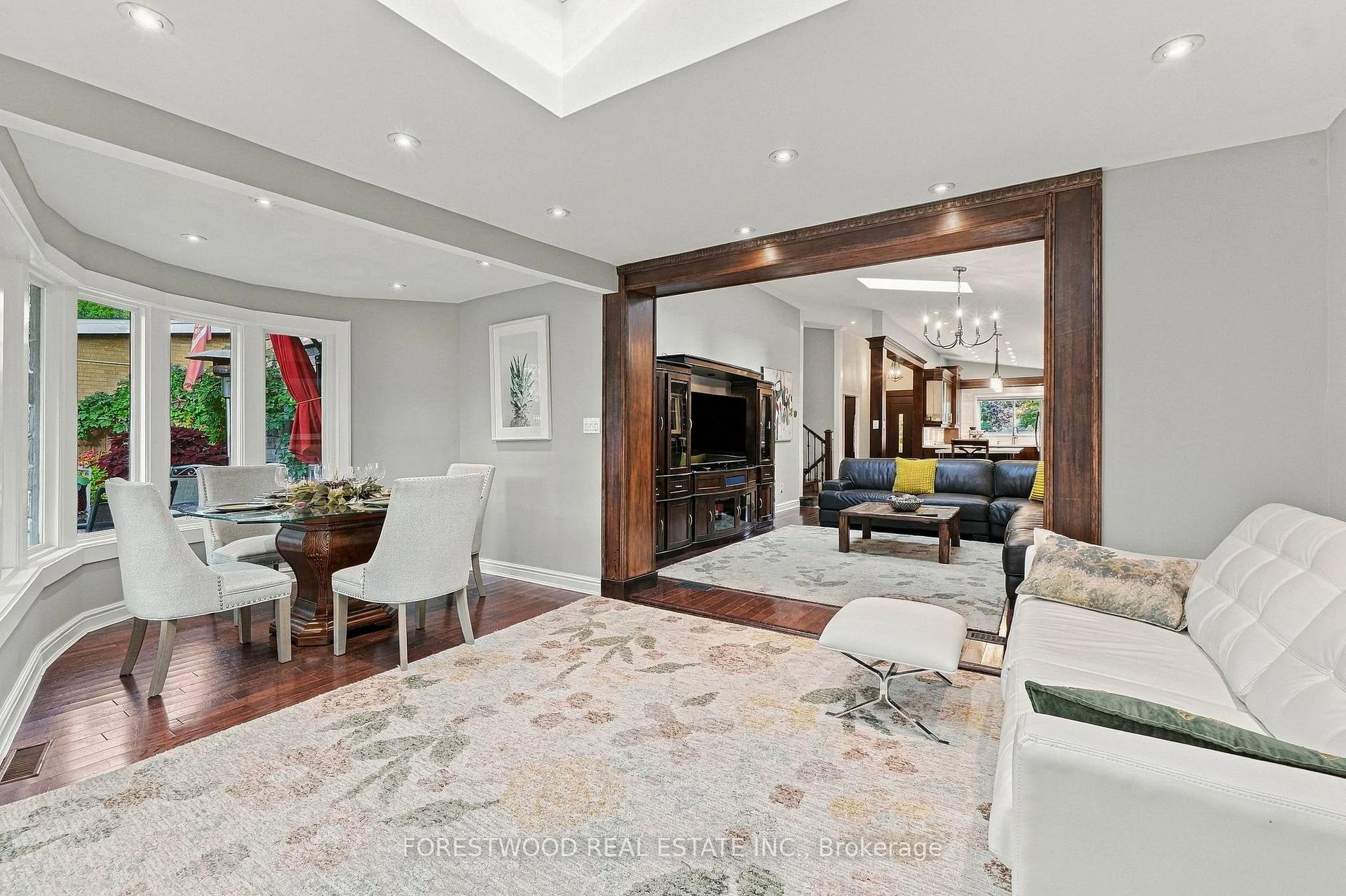 Photo 16 of 1063 Flagship Drive, Mississauga, Applewood — HOMEH