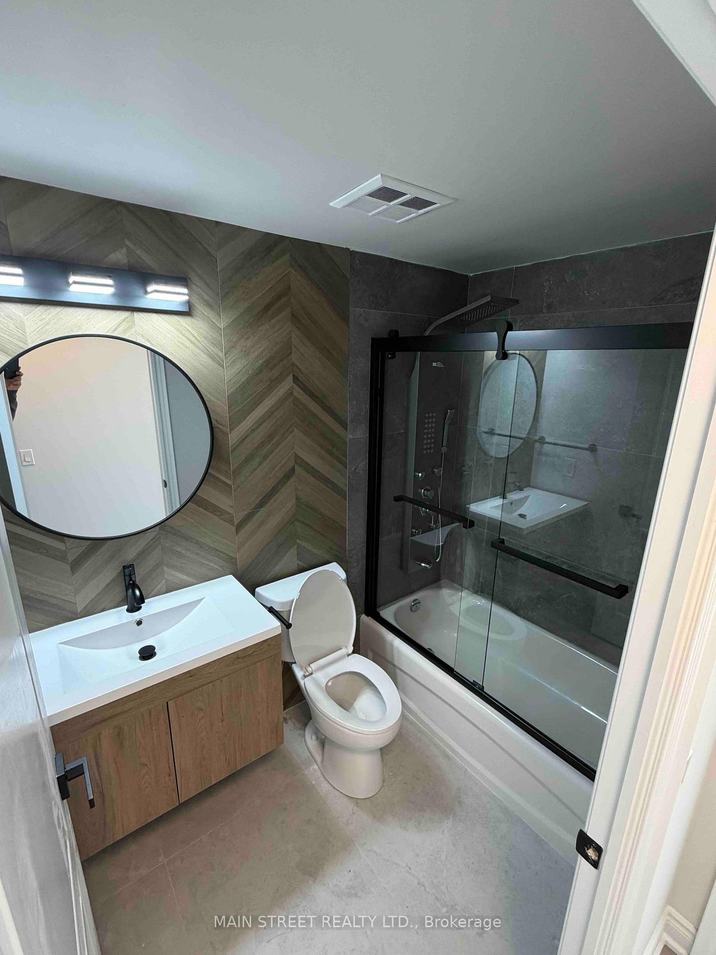 Photo 8 of Unit RG3, 2 Clairtrell Road, North York, Willowdale East — HOMEH