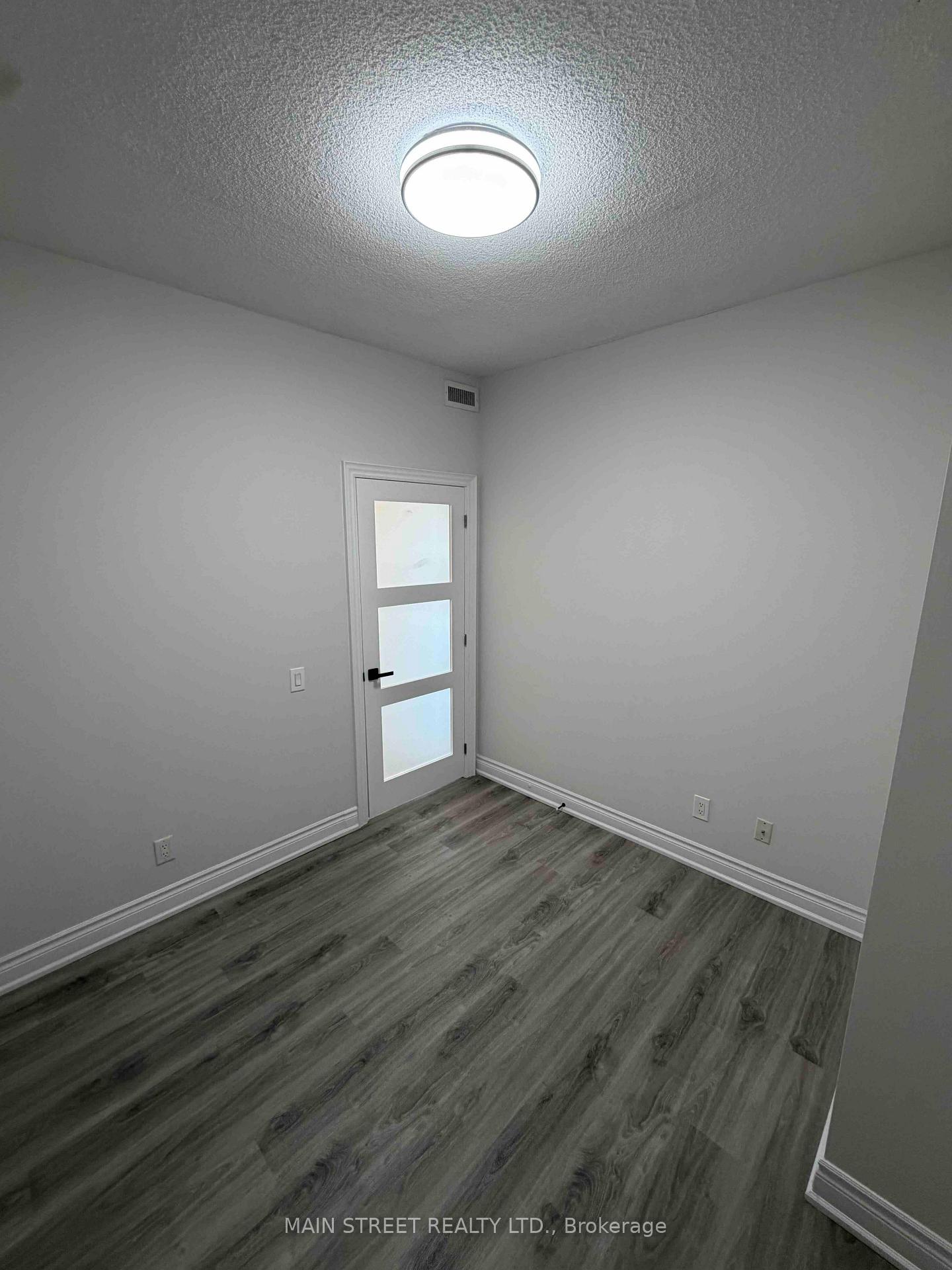 Photo 14 of Unit RG3, 2 Clairtrell Road, North York, Willowdale East — HOMEH