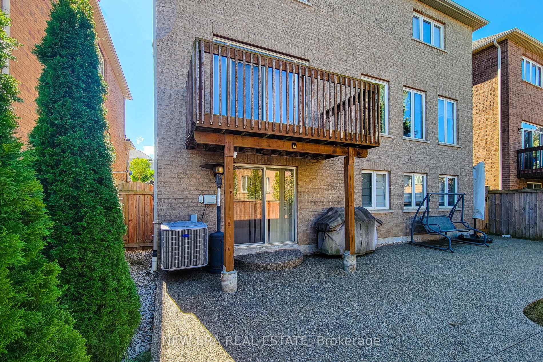 Photo 6 of 23 Curran Road, Hamilton, Meadowlands — HOMEH
