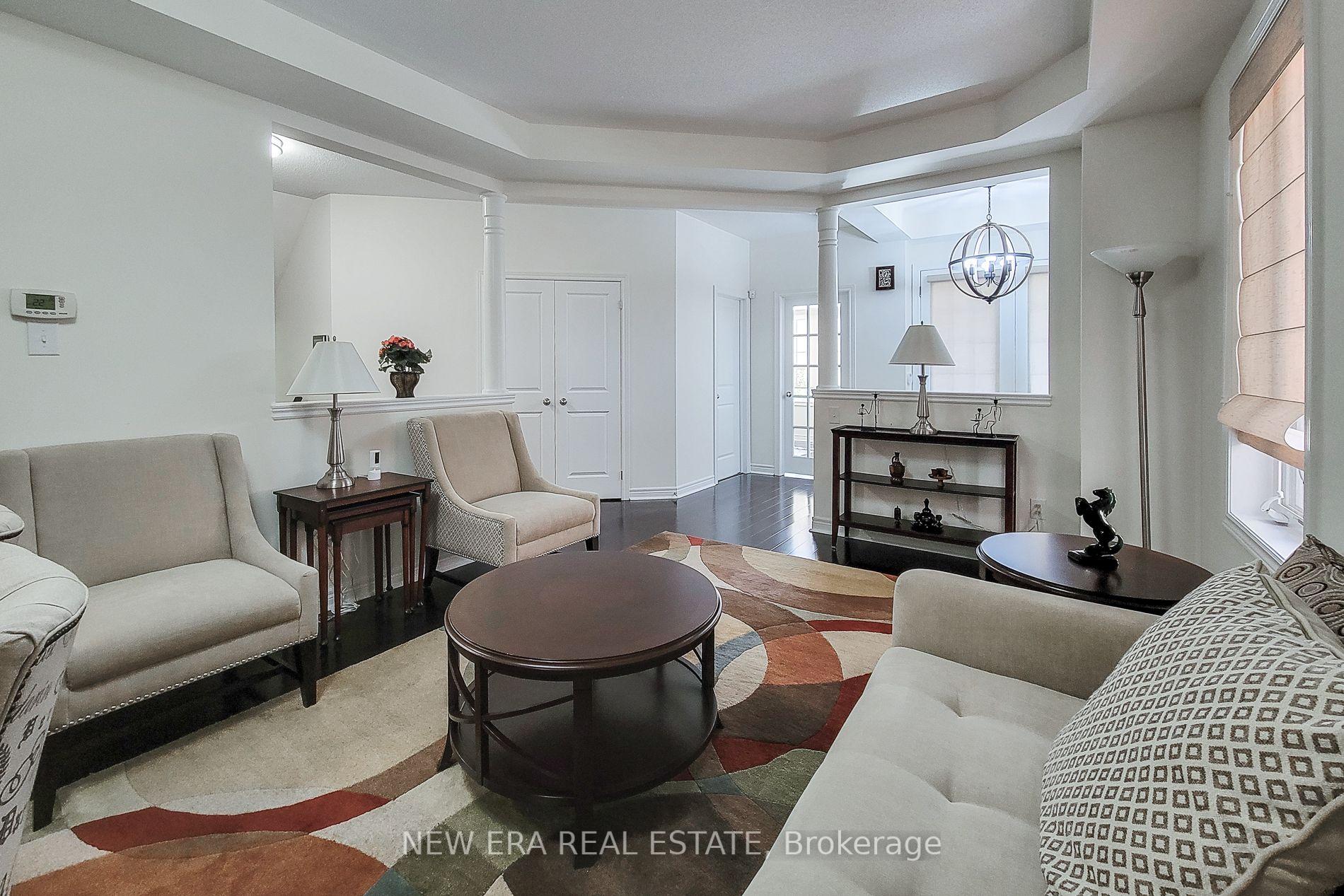 Photo 9 of 23 Curran Road, Hamilton, Meadowlands — HOMEH