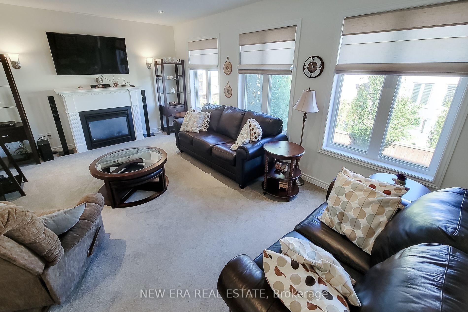 Photo 15 of 23 Curran Road, Hamilton, Meadowlands — HOMEH