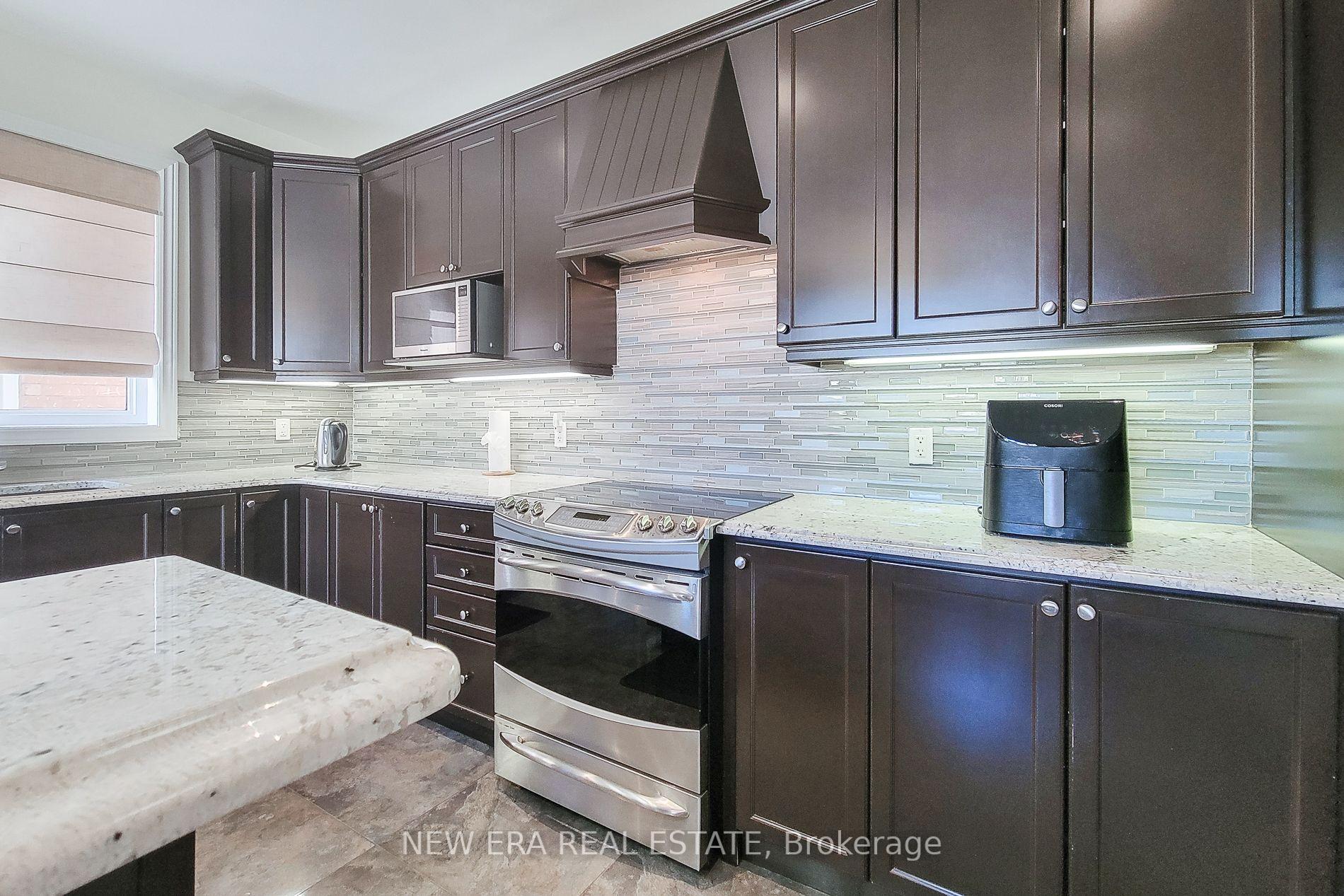 Photo 20 of 23 Curran Road, Hamilton, Meadowlands — HOMEH