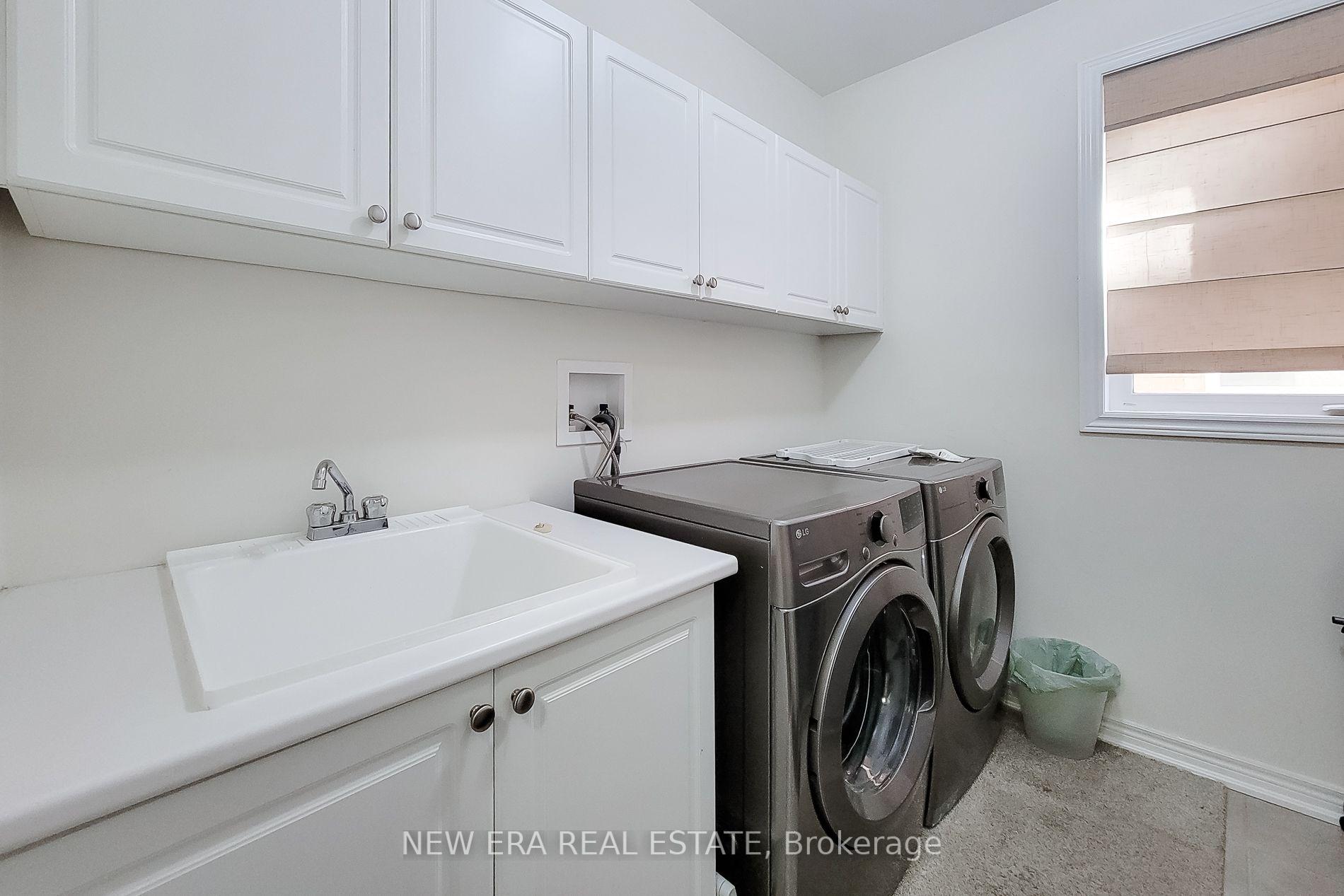Photo 26 of 23 Curran Road, Hamilton, Meadowlands — HOMEH