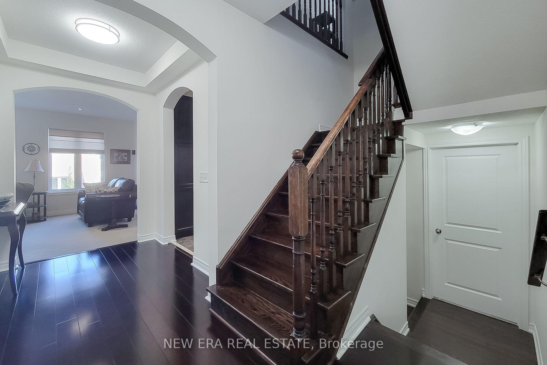 Photo 28 of 23 Curran Road, Hamilton, Meadowlands — HOMEH