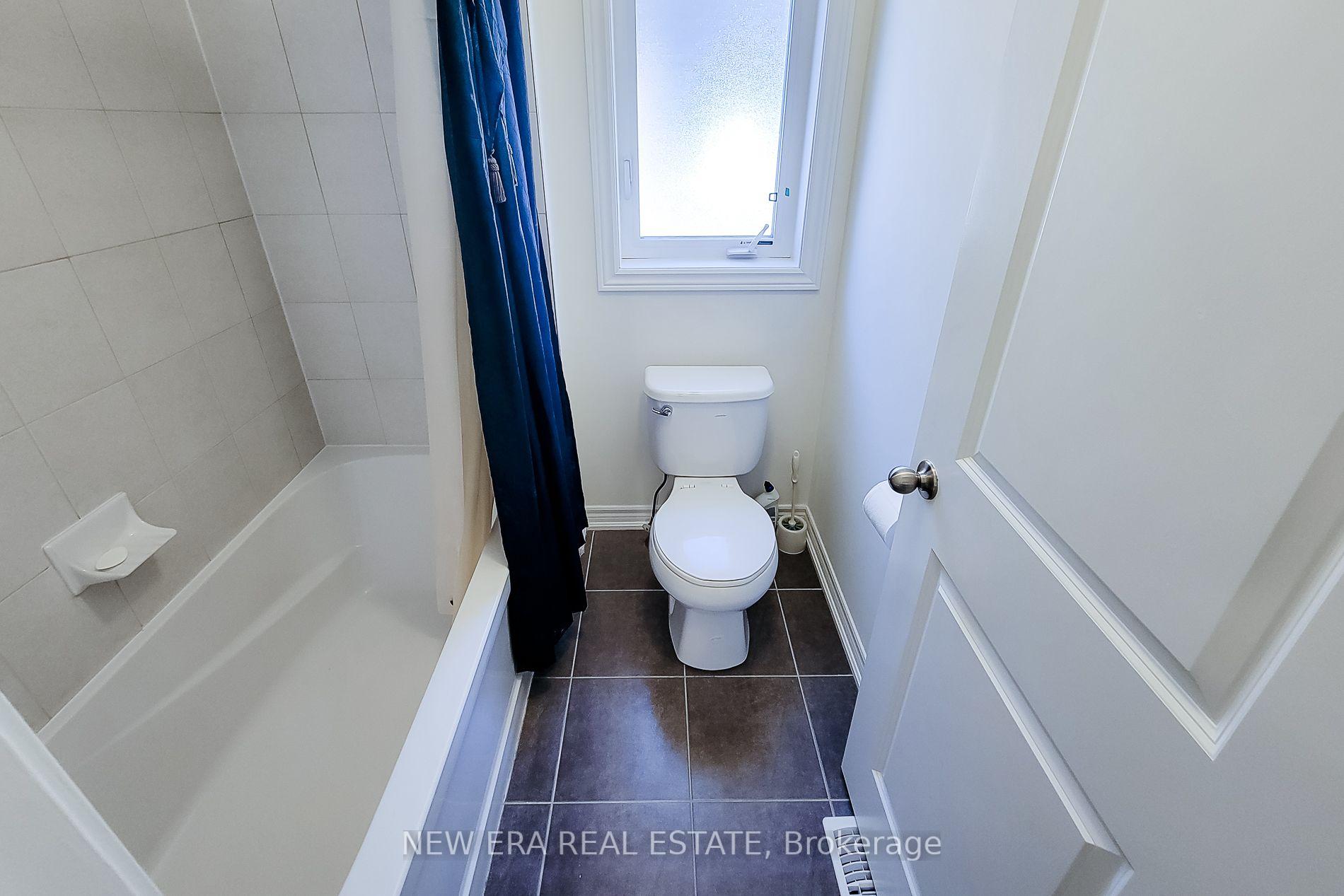 Photo 39 of 23 Curran Road, Hamilton, Meadowlands — HOMEH