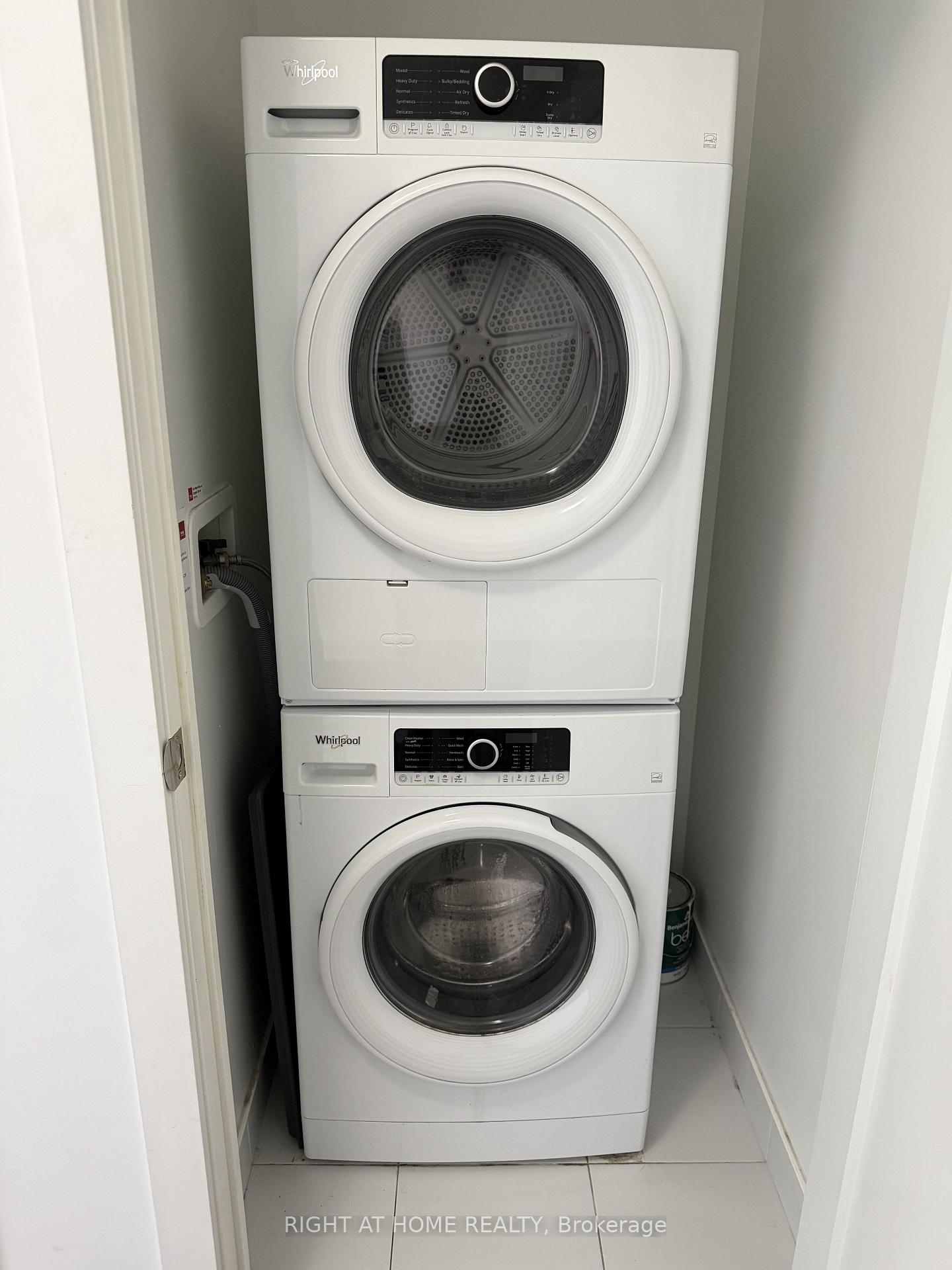 Photo 4 of Unit 2916, 9 Mabelle Avenue, Etobicoke, Islington-City Centre West — HOMEH
